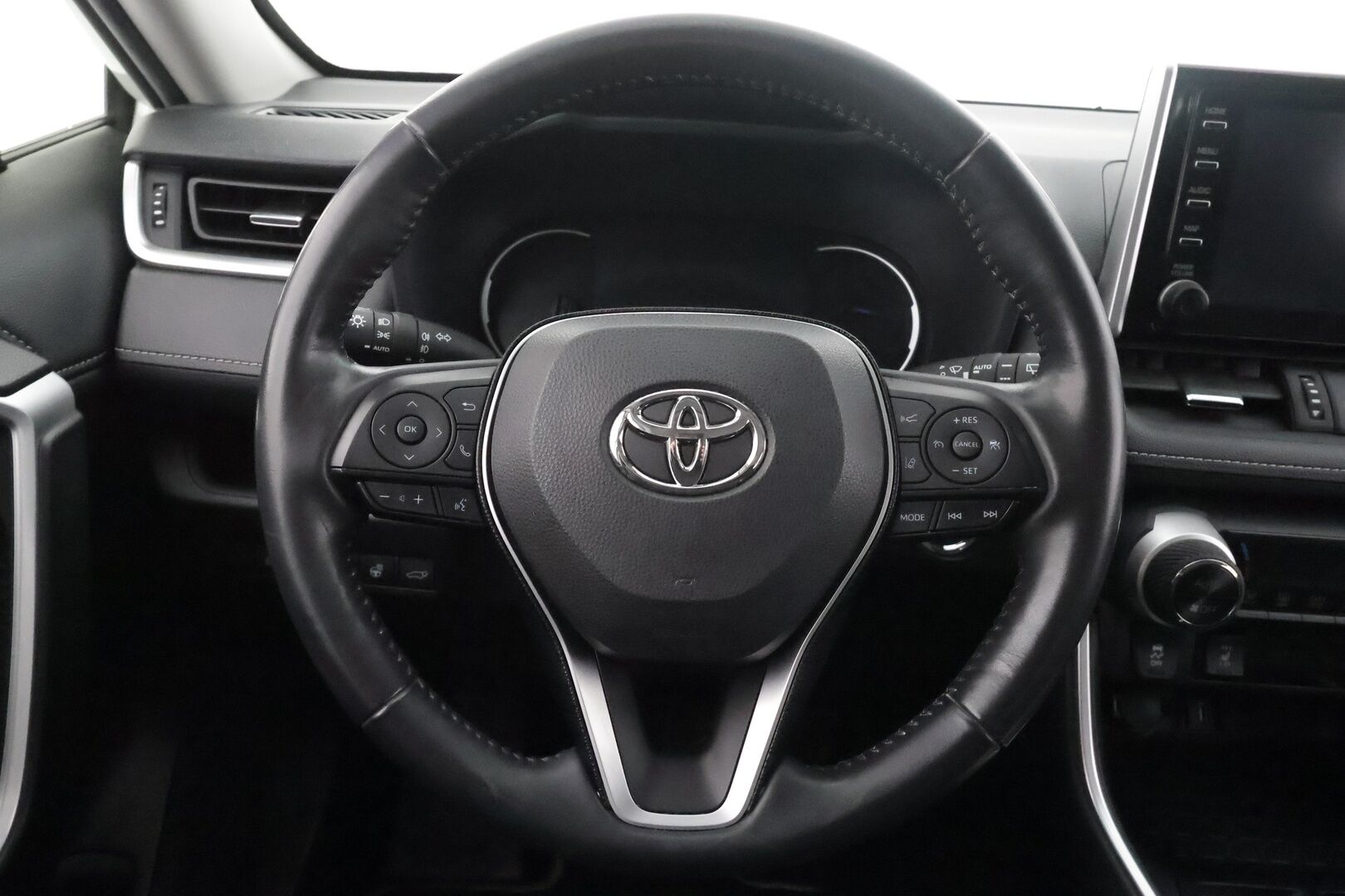 Toyota RAV4 2020 2,5 Hybrid AWD-i Active - | ACC | Koukku | LED | Navi | P.kamera ja tutkat | Apple & Android | LTA | RSA | PCS | BT | Lämm. ratti | Sähk. takaluukku | 1-om suomiauto | 