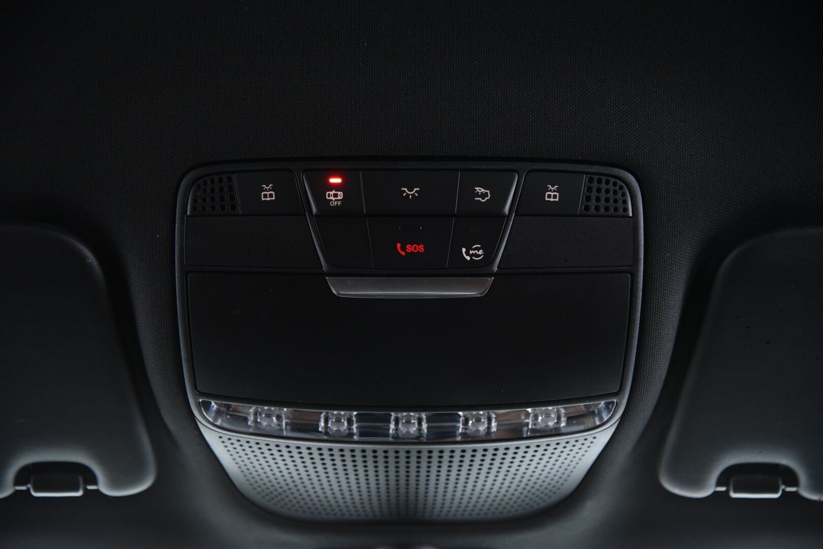 Mercedes-Benz GLC 2020 300 e 4MATIC A Business AMG Coupé EQ Power / Distronic Pro / Nahkasisusta / P-kamera / LED / - AMG Sisä- ja ulkopaketilla! / Apple & Android 