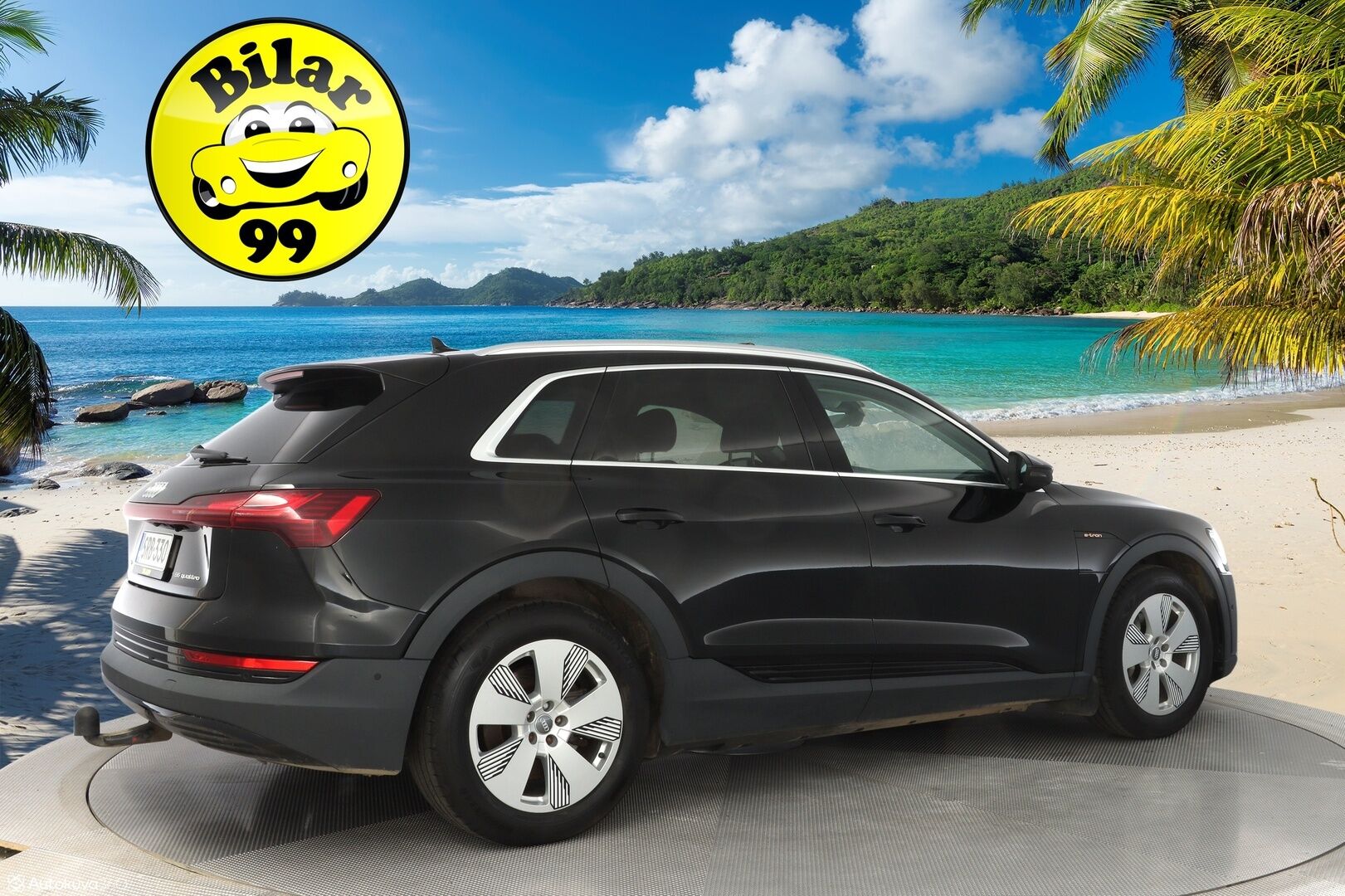 AUDI E-TRON 2020 55 Quattro *B&O / Navi / Koukku / Kamera / Sporttipenkit* - 3,99 % KORKOTARJOUS TÄHÄN AUTOON - Merkkihuoltohistoria / Viimeisin huolto 88tkm / Kahdet renkaat alumiinivanteilla