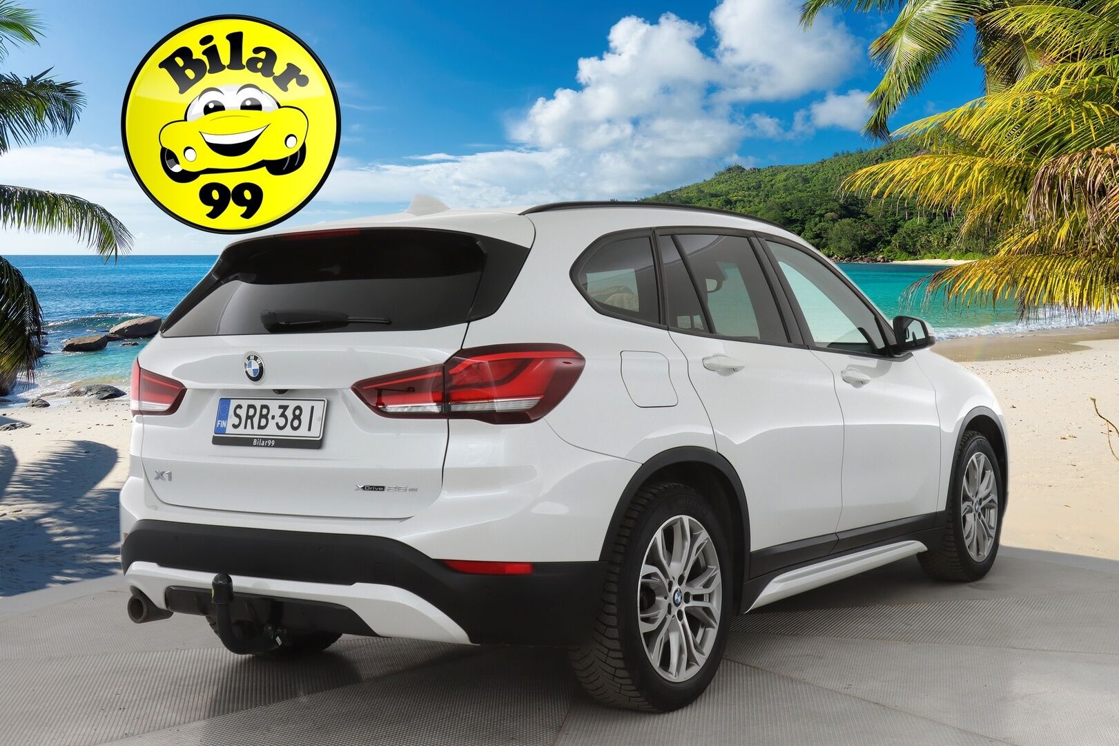 BMW X1 2021 F48 xDrive25e A Charged Edition Sport * ACC / HUD / Harman&Kardon / Panorama / Adapt.LED / Koukku / Sporttipenkit *