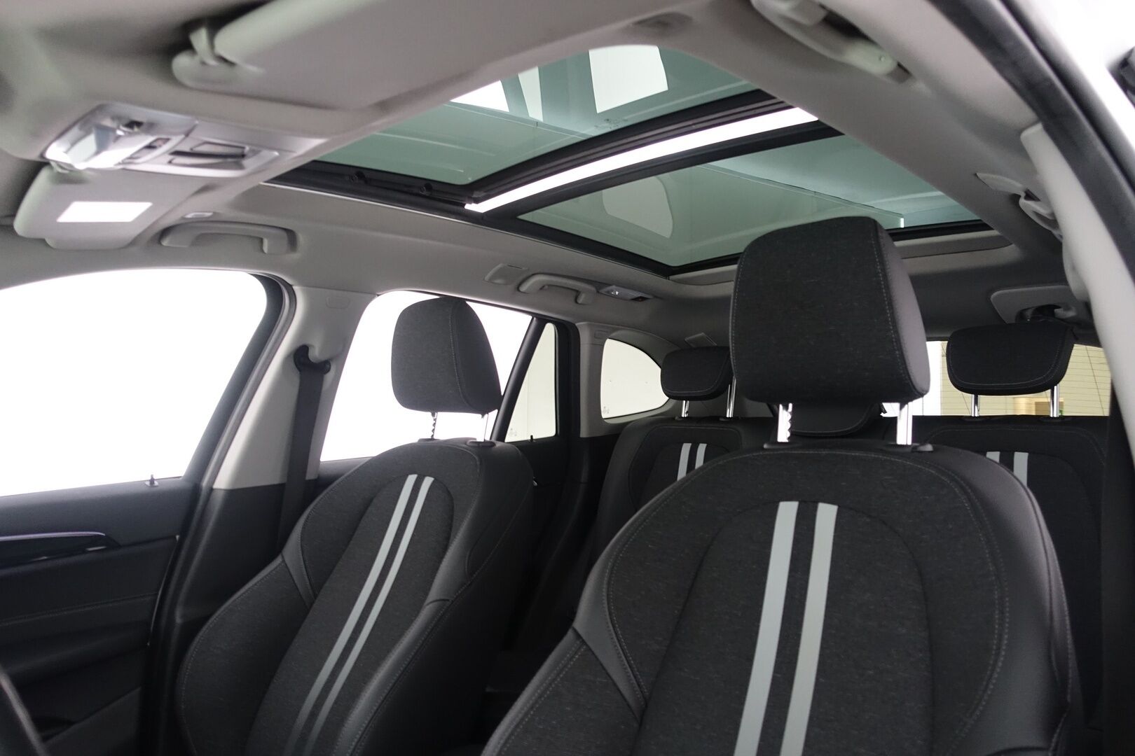 BMW X1 2021 F48 xDrive25e A Charged Edition Sport - | ACC | HUD | Harman&Kardon | Panorama | Adapt.LED | Koukku | Sporttipenkit |