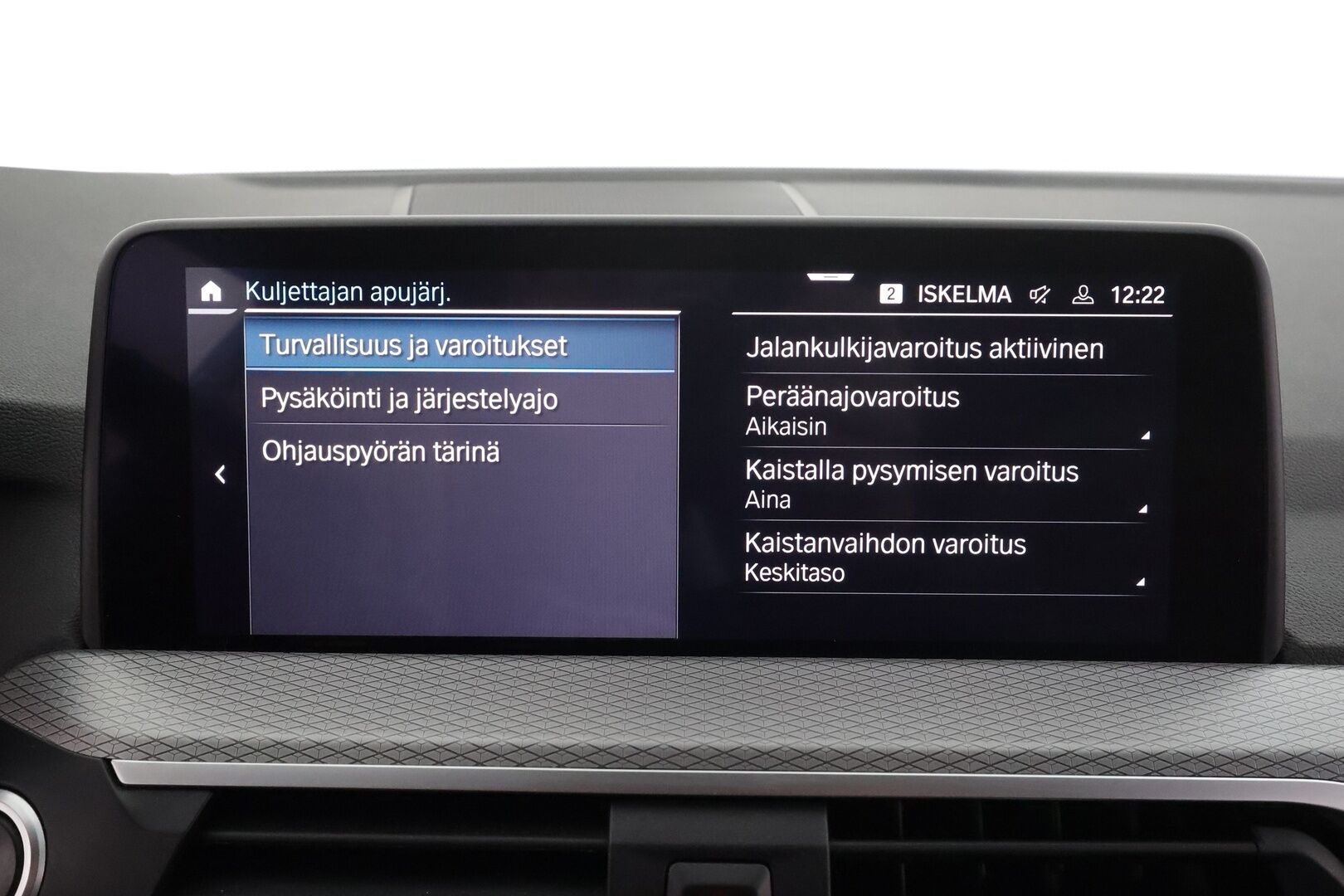 BMW X3 2020 G01 xDrive 30e A Business M-Sport * H&K / Sportpenkki Muistilla / 360° / Navi / HUD / Adapt.LED / Keyless * - Akku kuntotarkastettu / 2x Latauskaapelit / Kahdet renkaat 