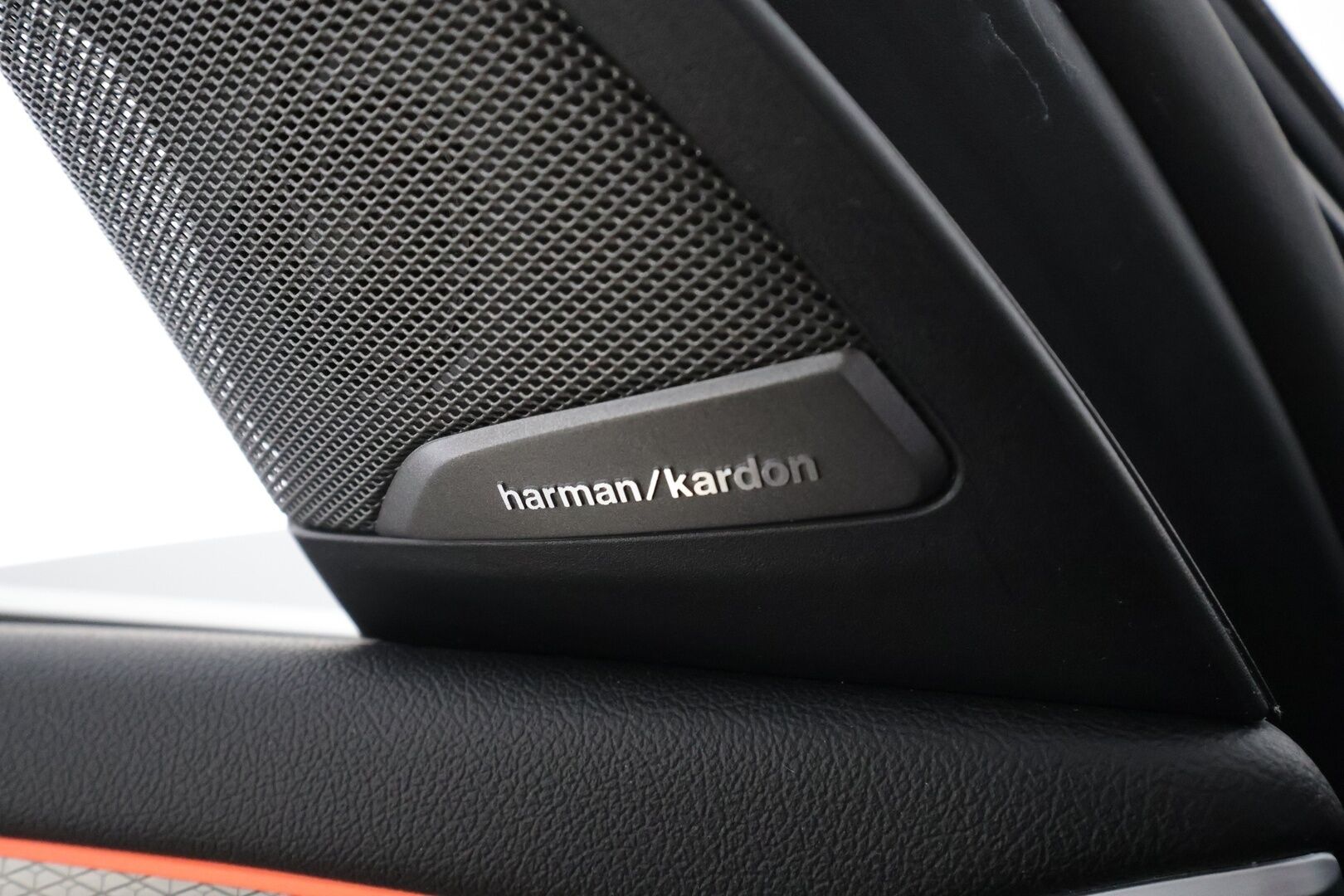 BMW X3 2020 G01 xDrive 30e A Business M-Sport * H&K / Sportpenkki Muistilla / 360° / Navi / HUD / Adapt.LED / Keyless * - Akku kuntotarkastettu / 2x Latauskaapelit / Kahdet renkaat 