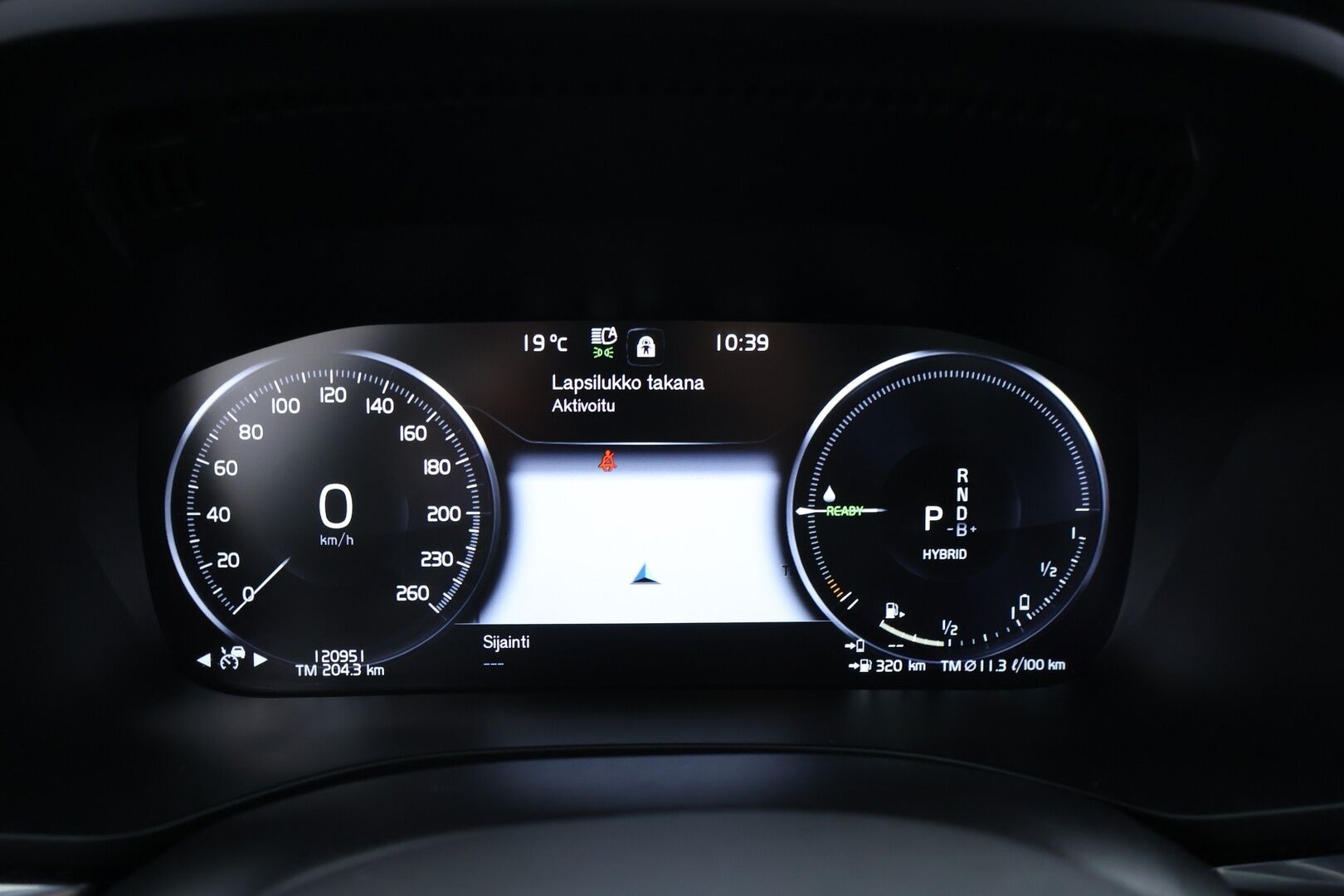 Volvo XC60 2020 T8 Recharge AWD R-Design Aut. *ACC / Webasto / Bower&Wilkins / Hierovat & Ilmastoidut Penkit / HUD / Panorama / Koukku * - Akku kuntotarkastettu / 2x Volvon vanteet / Juuri huollettu - HULLUT AVAJAISHULINAT KORKOTARJOUS 3,29 %