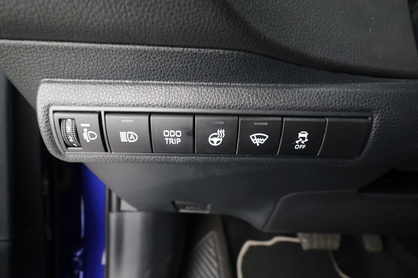 Toyota Corolla 2024 Touring Sports 1,8 Hybrid Active * ACC / P.kamera / LED / Navi / Facelift / Digimittaristo * - Suomi-auto / Kahdet renkaat aluvanteilla / Merkkihuollettu