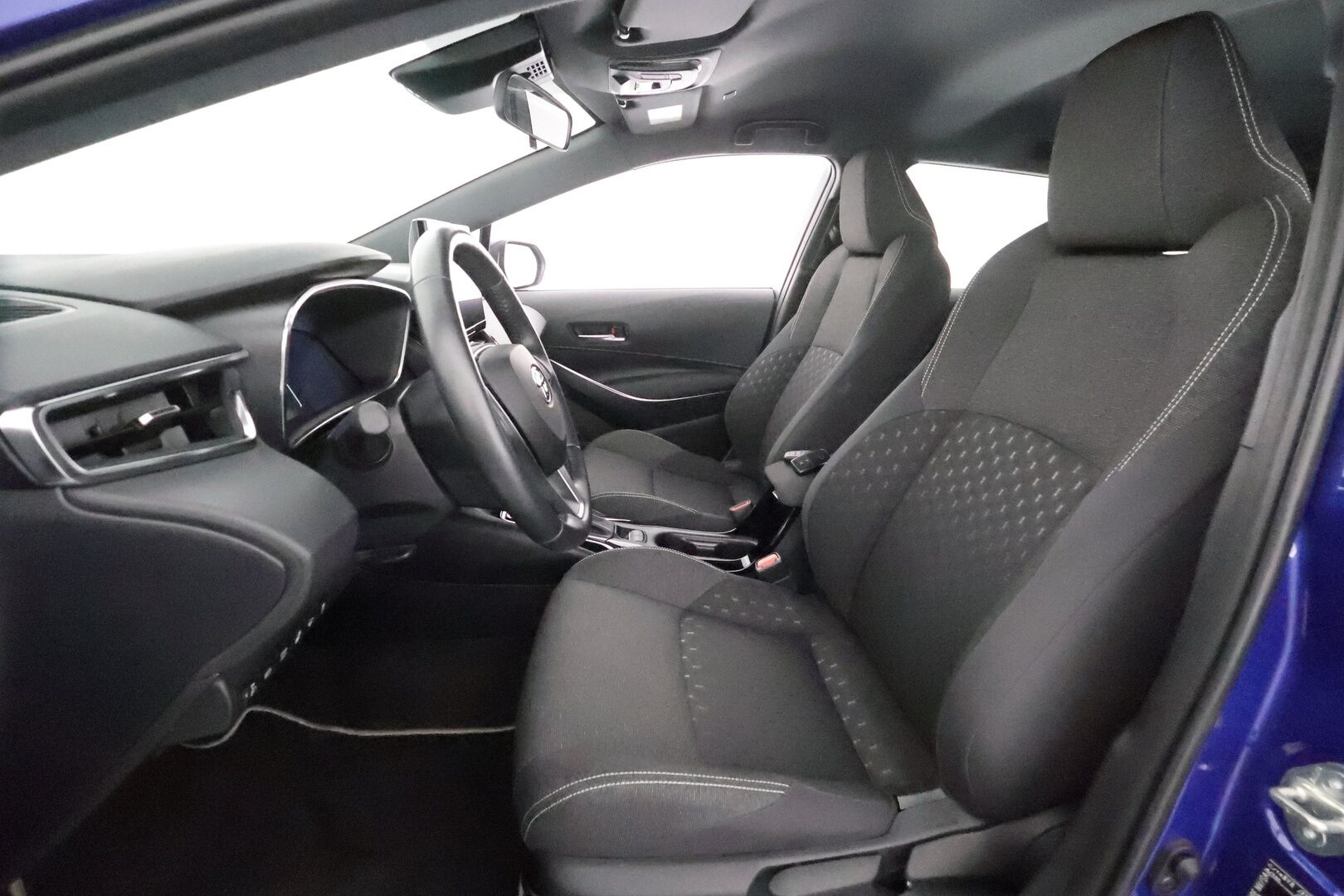 Toyota Corolla 2024 Touring Sports 1,8 Hybrid Active * ACC / P.kamera / LED / Navi / Facelift / Digimittaristo * - Suomi-auto / Kahdet renkaat aluvanteilla / Merkkihuollettu