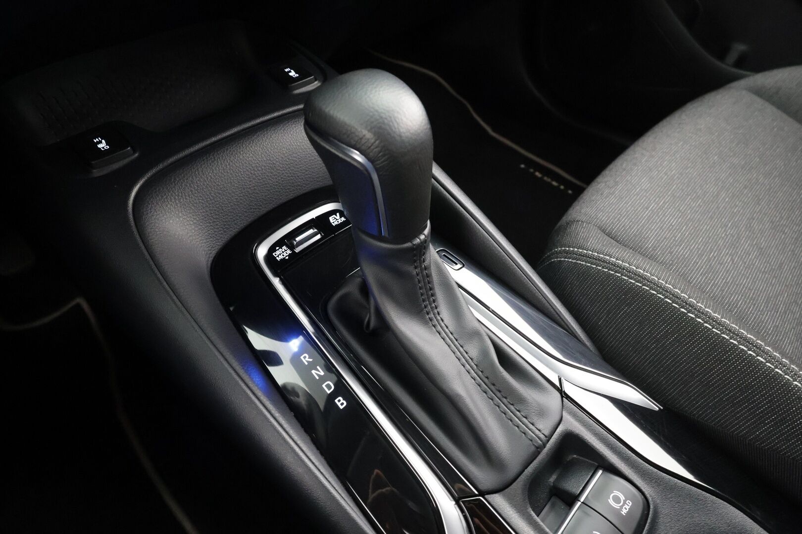 Toyota Corolla 2024 1.8 Touring Sports Hybrid Active *ACC / Kamera / LED / Navi / Facelift / Digimittaristo* - Suomi-auto / Kahdet OEM vanteet / Merkkihuollettu / ALV / Viimeisin huolto 29tkm