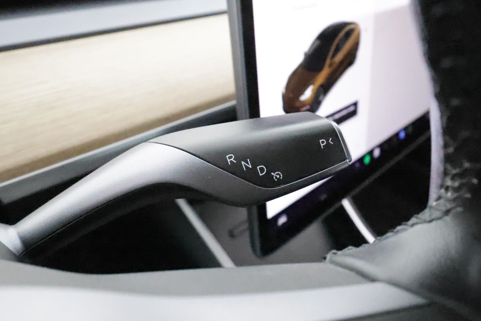 Tesla Model 3 2019 Long Range Dual motor AWD *Koukku / Lasikatto / ACC / LED / P.kamera / Muistipenkki / Navi / Premium Audio* - Akku kuntotarkastettu / 2x Latauskaapelit / Kahdet Renkaat