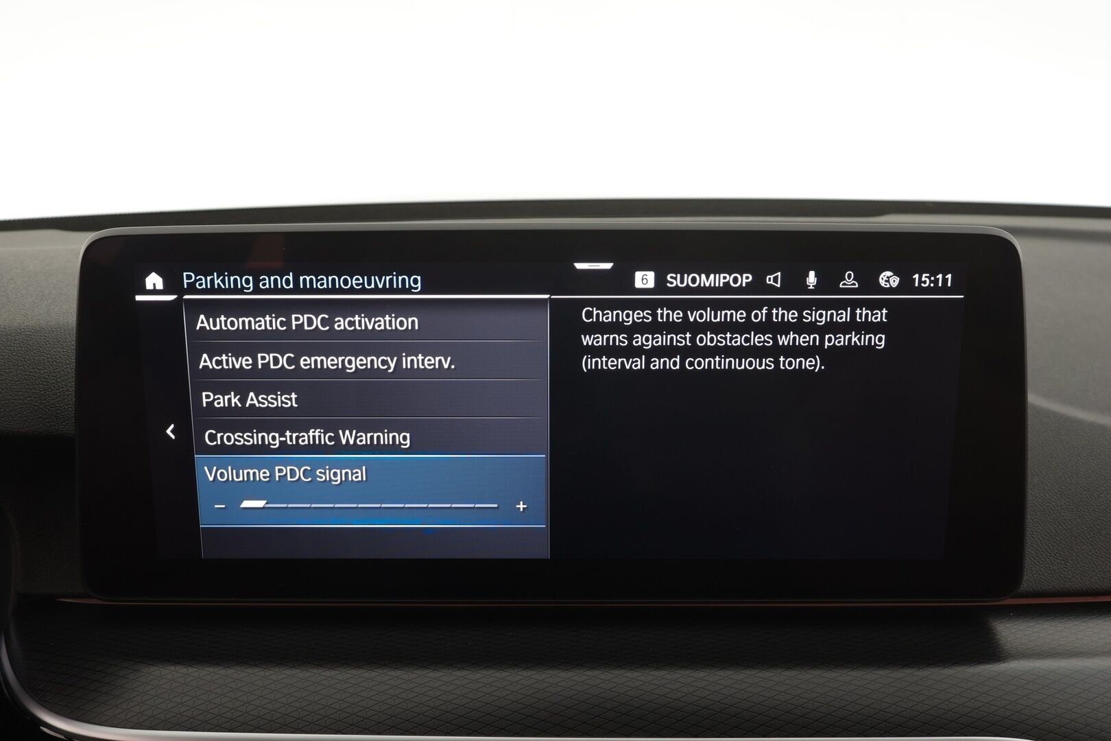 BMW 530 2021 G31 Touring 530e xDrive A Charged Edition M Sport * ACC / LED / P.Kamera / Koukku / HiFi / Navi / Comfort Access * - 2x Latauskaapelit / Kahdet renkaat aluvanteilla