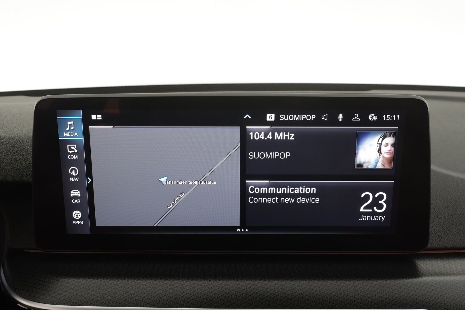 BMW 530 2021 G31 Touring 530e xDrive A Charged Edition M Sport * ACC / LED / P.Kamera / Koukku / HiFi / Navi / Comfort Access * - 2x Latauskaapelit / Kahdet renkaat aluvanteilla