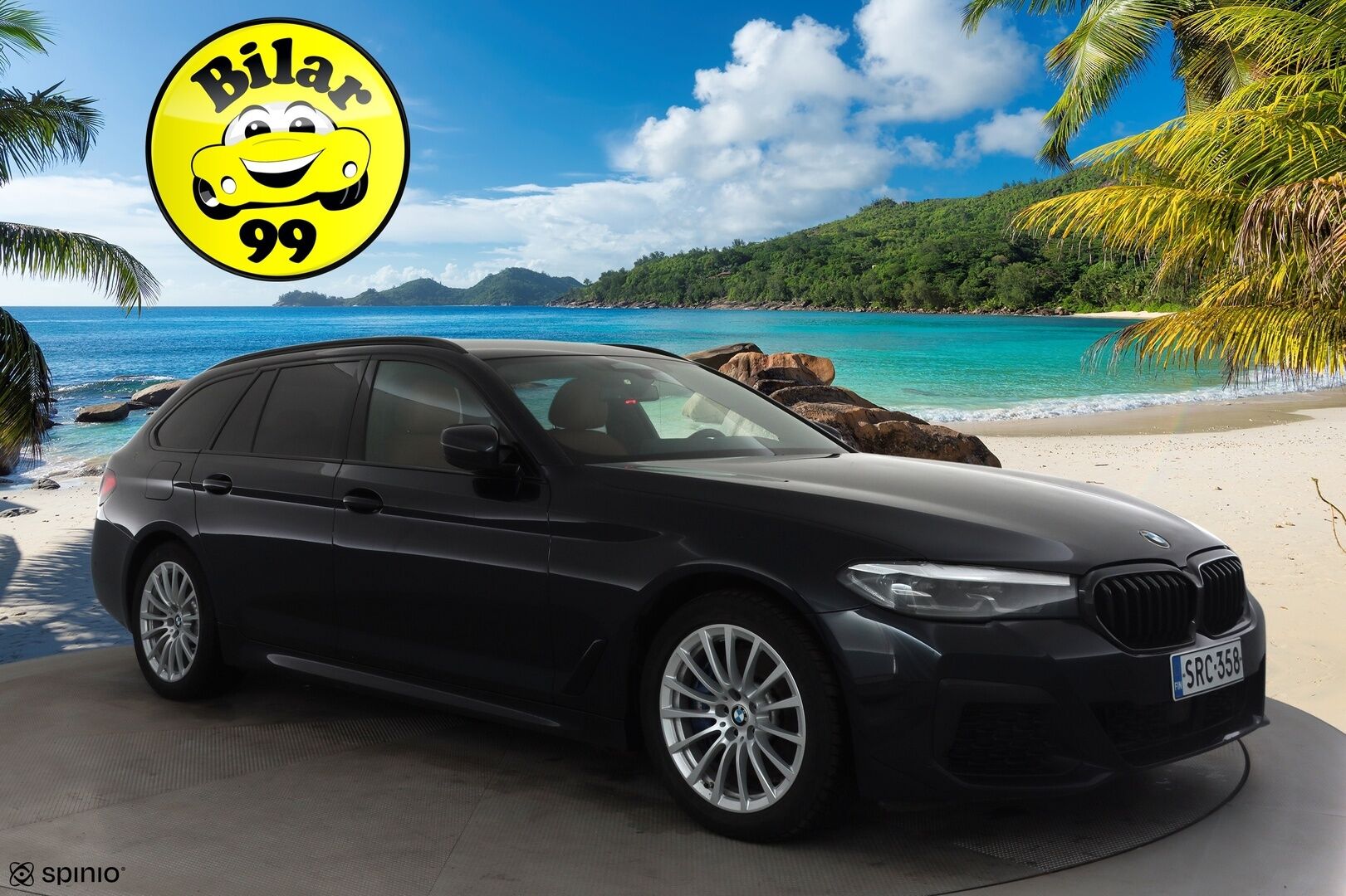 BMW 530 2021 G31 Touring 530e xDrive A Charged Edition M Sport * ACC / LED / P.Kamera / Koukku / HiFi / Navi / Comfort Access * - 2x Latauskaapelit / Kahdet renkaat aluvanteilla