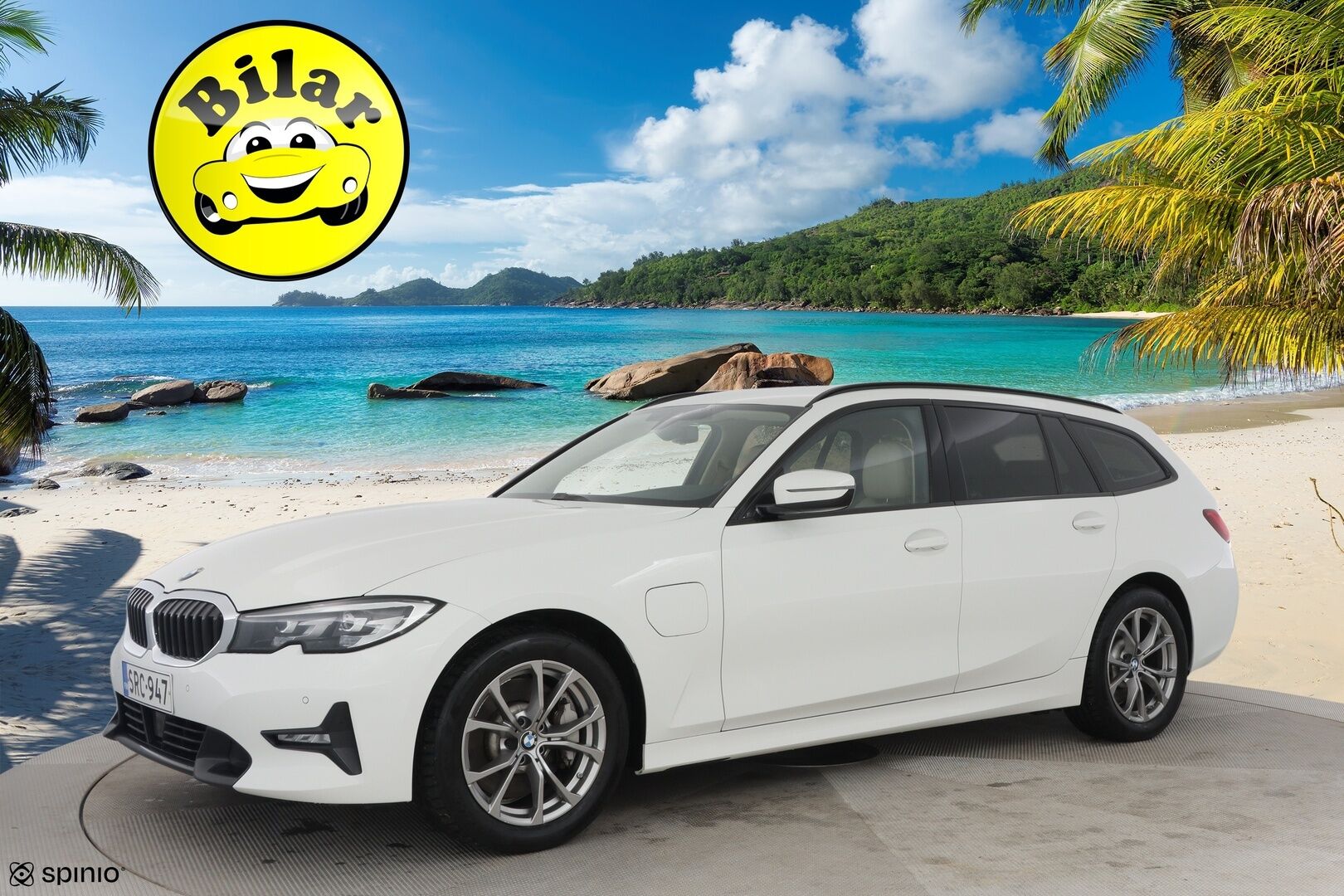 BMW 330 2021 G21 Touring 330e A Charged Edition Sport  * Sportline / Digimittaristo / H&K / S-koukku / ACC / Nahkasisusta / - | Harman-Cardon- sound system | Ambient light | Tutkat | Vaalea nahkasisusta | Akkukäyttöinen lisälämmitin | Adaptiivinen vakionopeudensäädin |