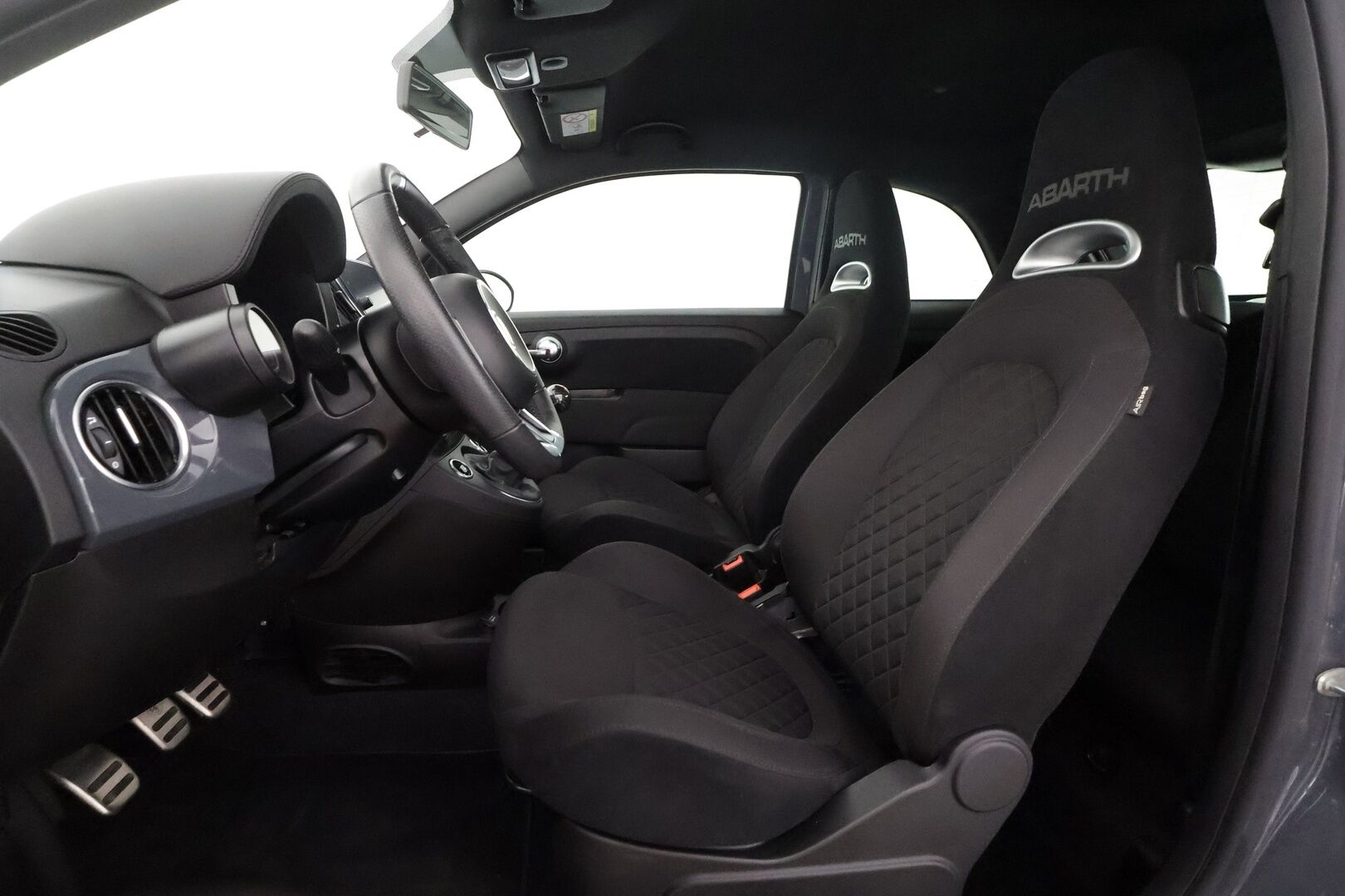 FIAT-ABARTH 500 2021 595 1.4 T-Jet 145 hv Turismo - | OZ Racing alut | Forge intake | Facelift | LED | Digimittaristo | Apple & Android | Bluetooth | Ahtopainemittari | Ilmastointi | 2x renkaat aluin | 
