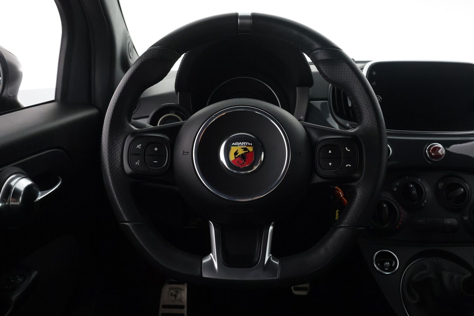FIAT-ABARTH 500 2021 595 1.4 T-Jet 145 hv Turismo - | OZ Racing alut | Forge intake | Facelift | LED | Digimittaristo | Apple & Android | Bluetooth | Ahtopainemittari | Ilmastointi | 2x renkaat aluin | 