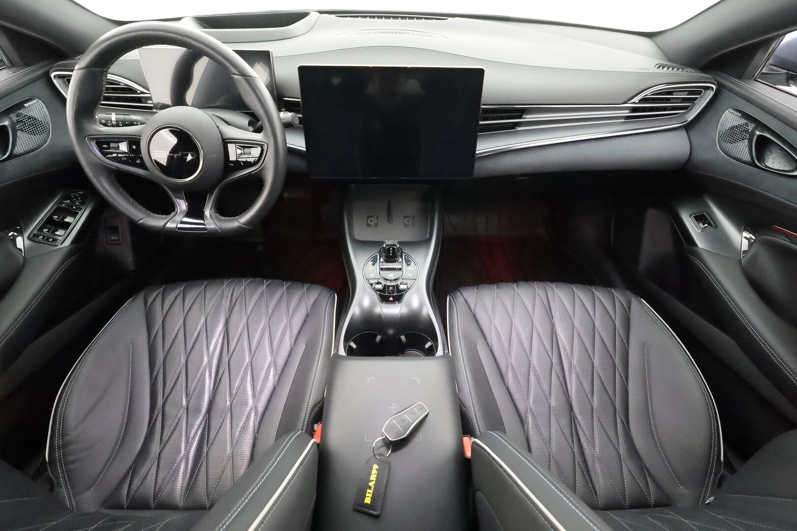 BYD Seal 2024 Excellence * ACC / 360° / Koukku / HUD / ILP / Dynaudio / Panorama / Sähköpenkit / Ilmastoidut nahat / LED / Navi * - Merkkihuollettu