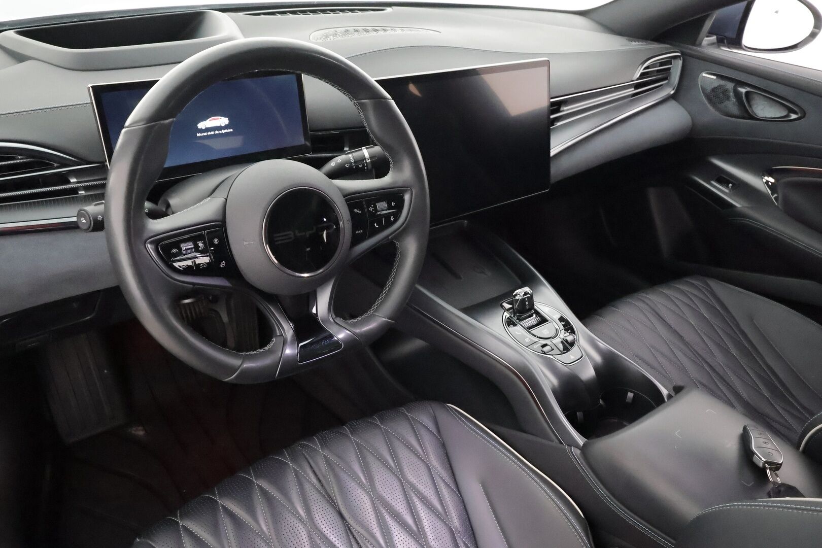 BYD Seal 2024 Excellence * ACC / 360° / Koukku / HUD / ILP / Dynaudio / Panorama / Sähköpenkit / Ilmastoidut nahat / LED / Navi * - Merkkihuollettu