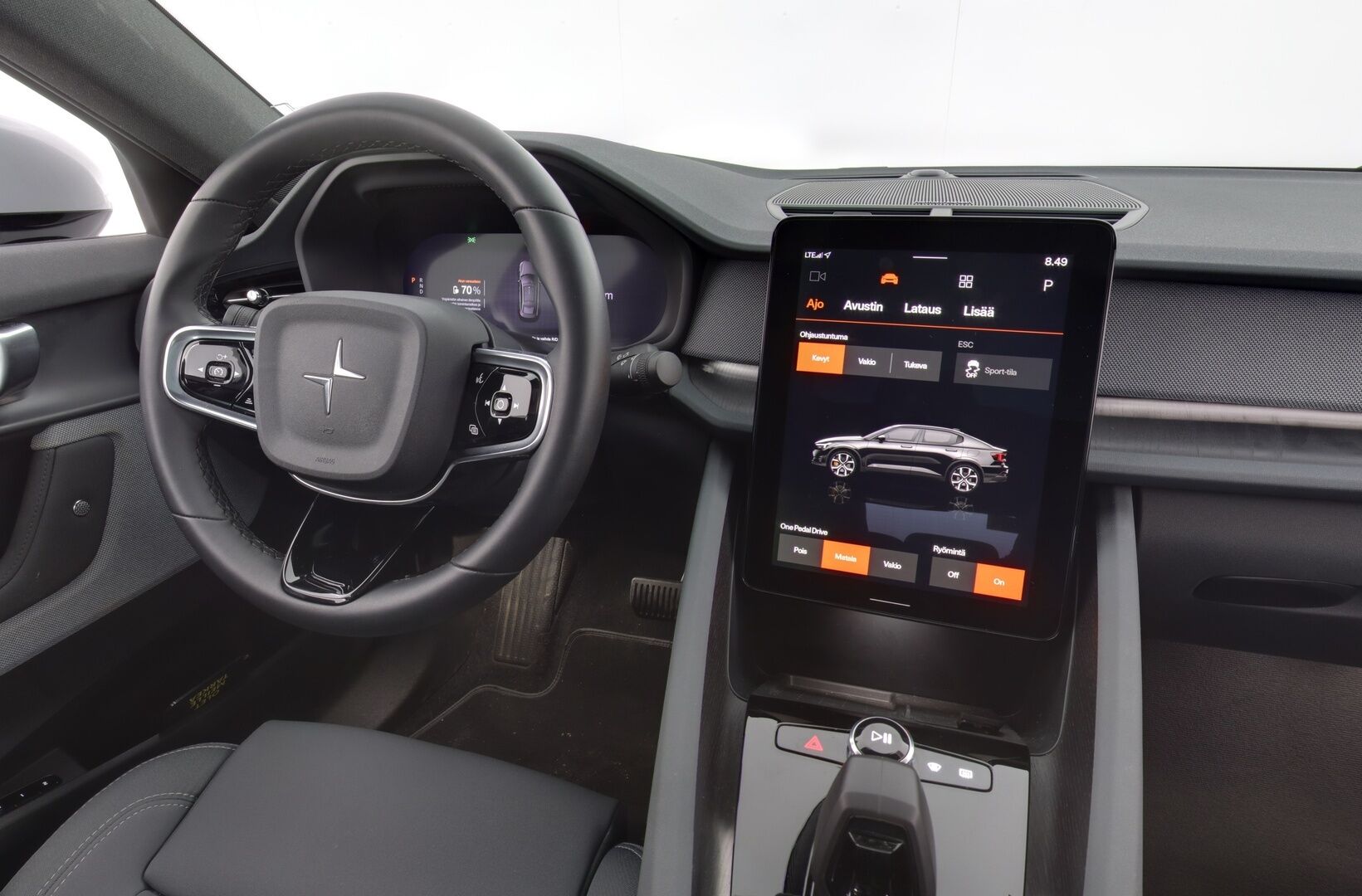 POLESTAR 2 2021 Long Range Dual Motor 78kWh  / Pilot&Plus -paketti / 360° Kamera / Harman&Kardon / Pixel LED / Lasikatto / Muistipenkki / KeylessGo / - Pilot&Plus -paketti | 360° Kamera | Harman&Kardon | Pixel LED | Lasikatto | Muistipenkki | KeylessGo