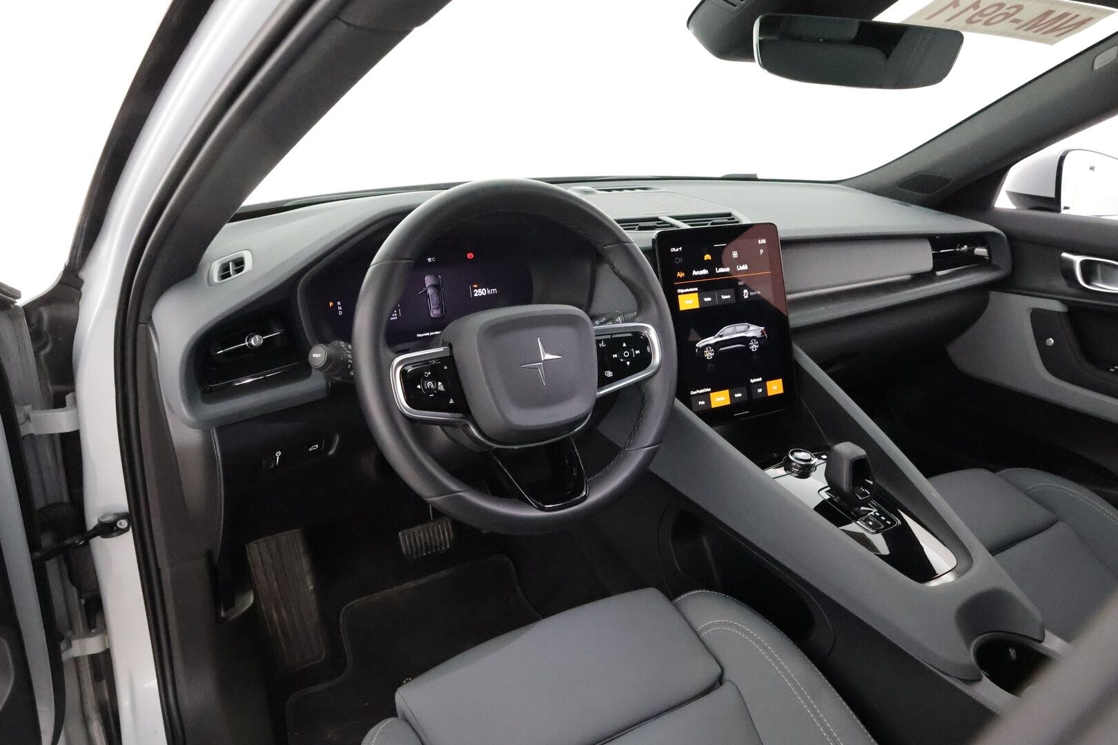 POLESTAR 2 2021 Long Range Dual Motor 78kWh  / Pilot&Plus -paketti / 360° Kamera / Harman&Kardon / Pixel LED / Lasikatto / Muistipenkki / KeylessGo / - Pilot&Plus -paketti | 360° Kamera | Harman&Kardon | Pixel LED | Lasikatto | Muistipenkki | KeylessGo