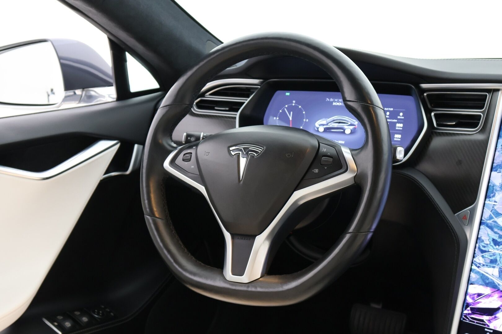 TESLA MODEL S 2018 100D / Paranneltu Autopilot / Ilma-alusta / Premium Audio / P. Kamera / KeylessGo / Valkoinen nahkasisusta - 3,99 % KORKOTARJOUS TÄHÄN AUTOON - 31.5. ASTI! - 