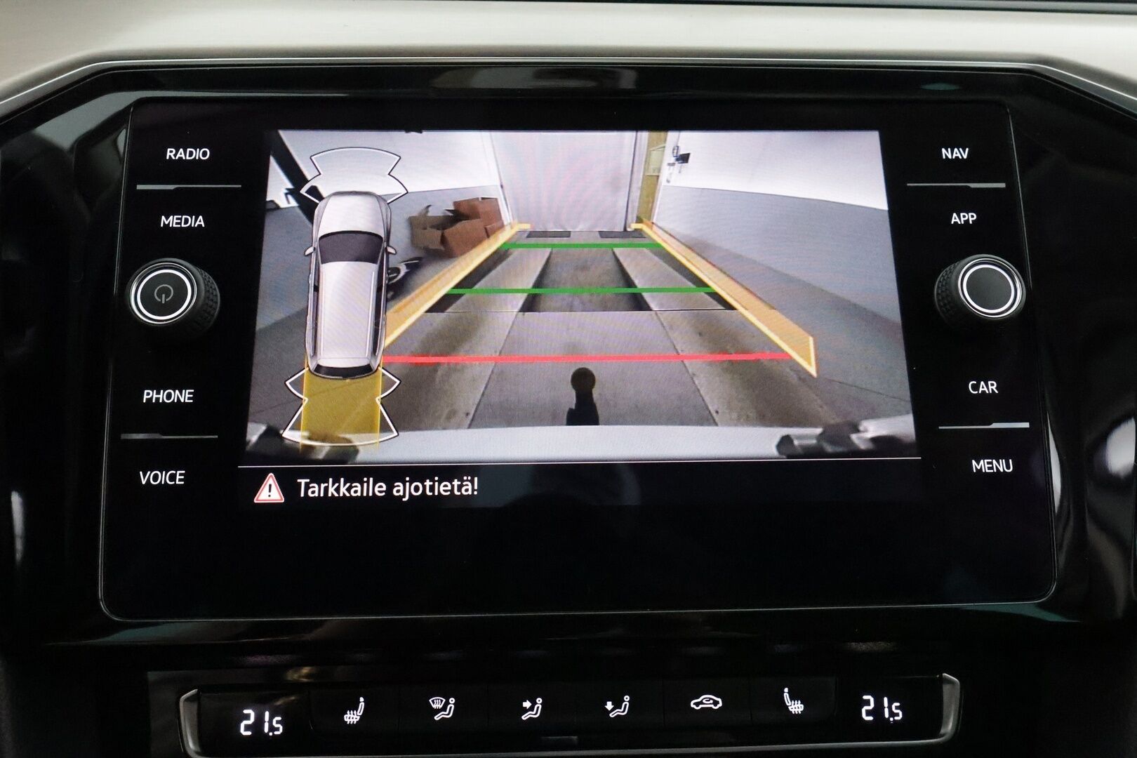 VOLKSWAGEN PASSAT 2020 Variant Alltrack 2,0 TDI SCR 140 kW (190 hv) 4MOTION DSG-automaatti - Webasto | Adapt. Vakkari | Matrix LED | Koukku | Apple&Android | Ratinlämmitin | Jakopää ja mekatroniikka 03/2026