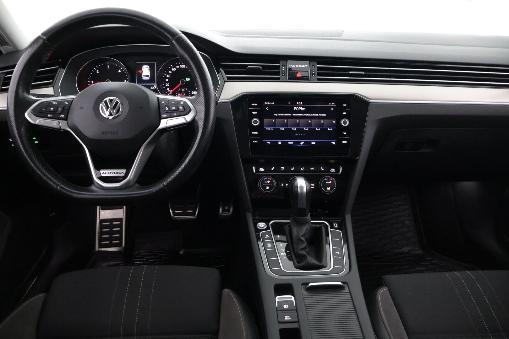 VOLKSWAGEN PASSAT 2020 Variant Alltrack 2,0 TDI SCR 140 kW (190 hv) 4MOTION DSG-automaatti - | ACC | Matrix LED | Navi | Koukku | Apple&Android | Ratinlämmitin | Webasto | Jakopää ja mekatroniikka 03/2026 |
