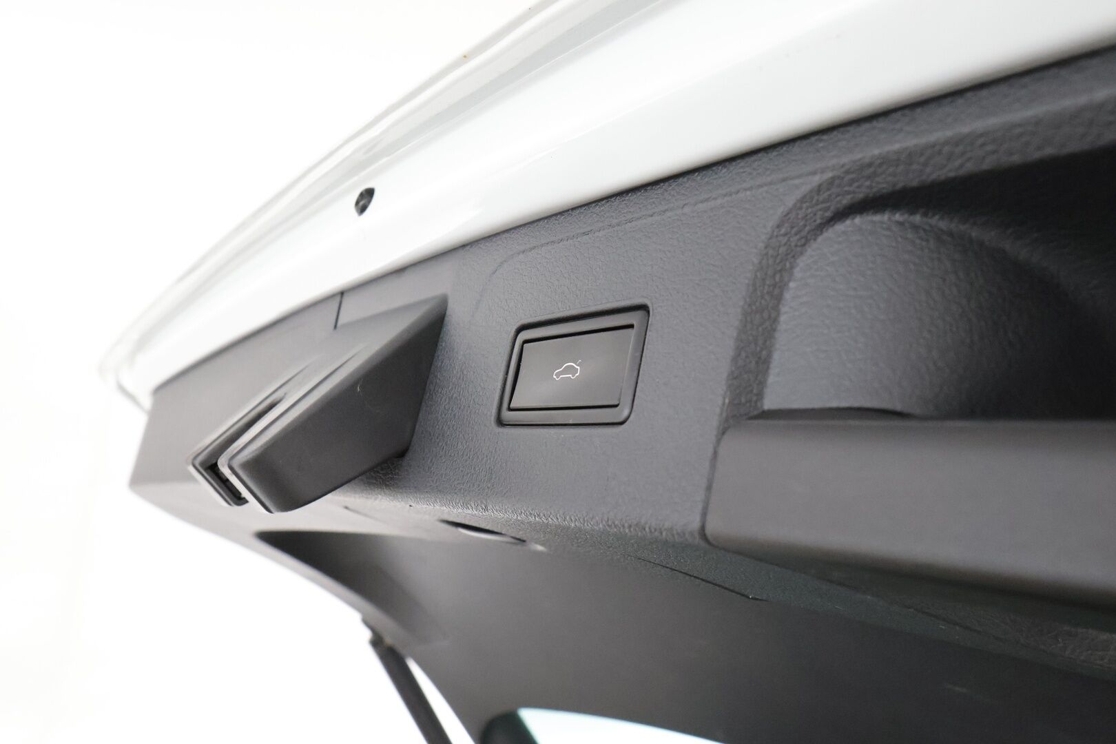 VOLKSWAGEN PASSAT 2020 Variant Alltrack 2,0 TDI SCR 140 kW (190 hv) 4MOTION DSG-automaatti - Webasto | Adapt. Vakkari | Matrix LED | Koukku | Apple&Android | Ratinlämmitin | Jakopää ja mekatroniikka 03/2026