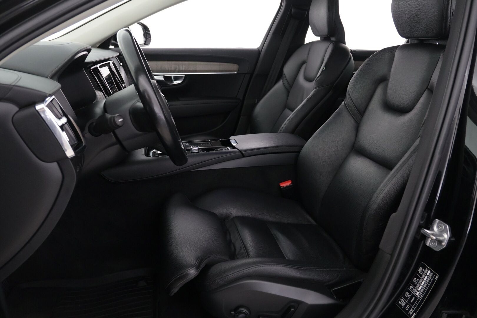 Volvo V90 2021 T8 AWD Recharge Inscription - Webasto / Pilot Assist / Harman&Kardon / Sporttinahat Muistilla / Koukku / P-kamera / BLIS / KeylessGo / 