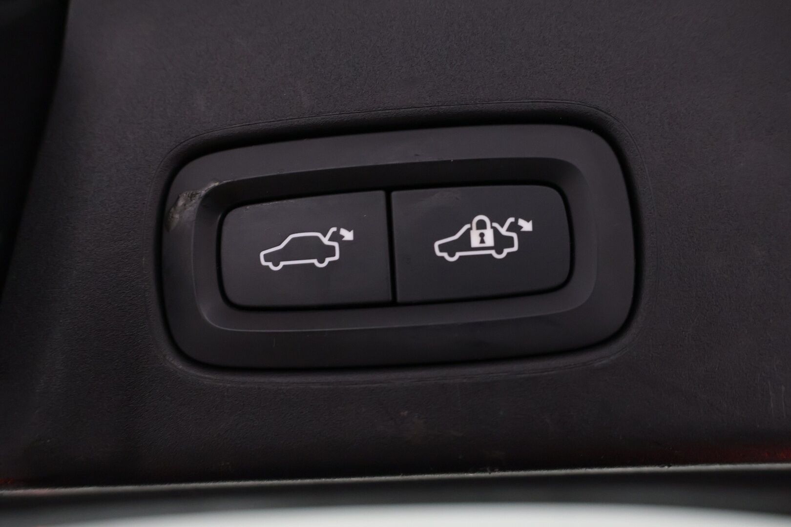Volvo V90 2021 T8 AWD Recharge Inscription - Webasto / Pilot Assist / Harman&Kardon / Sporttinahat Muistilla / Koukku / P-kamera / BLIS / KeylessGo / 