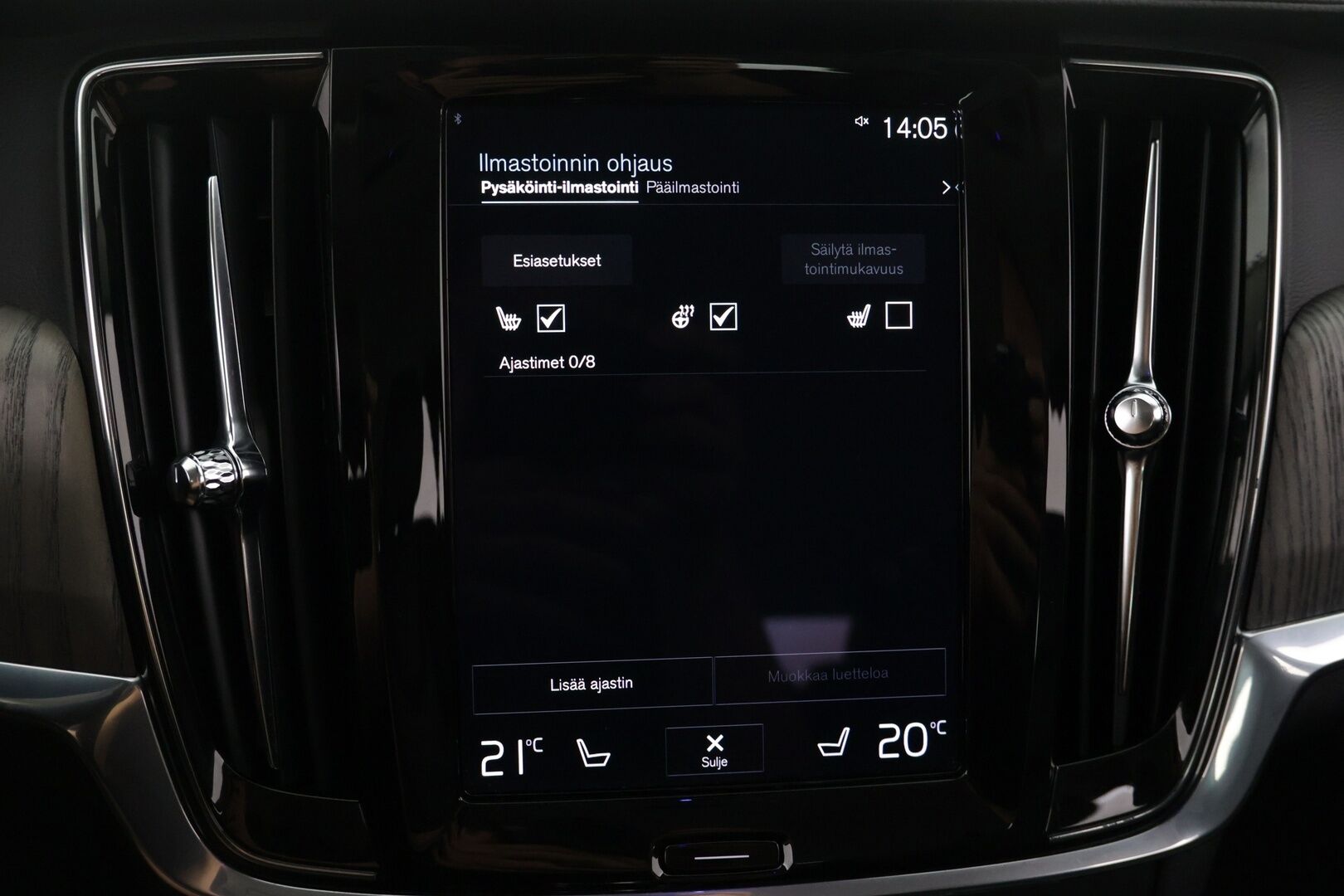 Volvo V90 2021 T8 AWD Recharge Inscription - Webasto / Pilot Assist / Harman&Kardon / Sporttinahat Muistilla / Koukku / P-kamera / BLIS / KeylessGo / 