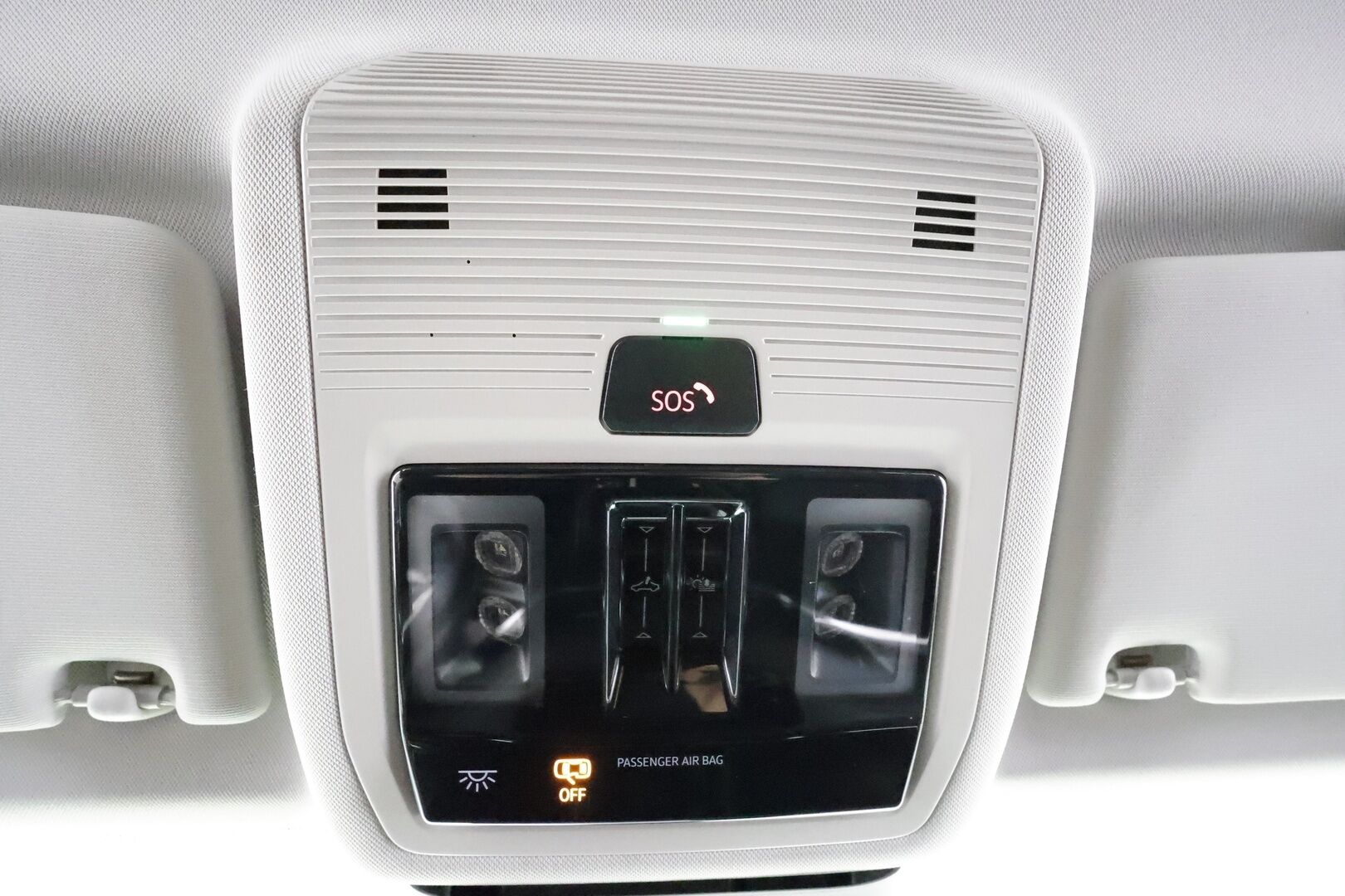 SKODA ENYAQ 2022 80x 4x4 iV Convenience Plus * ACC / ILP / HUD / Koukku / Panorama / 360° / Muistipenkit / Crystal Light Matrix-LED * - Merkkihuollettu / Kahdet Renkaat