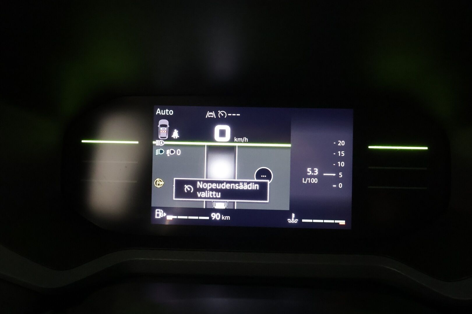 Dacia Duster 2024 TCe 130 4x4 Extreme - | LED | Koukku | Vakkari | P.kamera ja tutkat | Lämm. ratti | Lane Assist | BSM | Apple & Android | Digimittari | Lohko+sisälämmitin | Merkkihuollettu | 