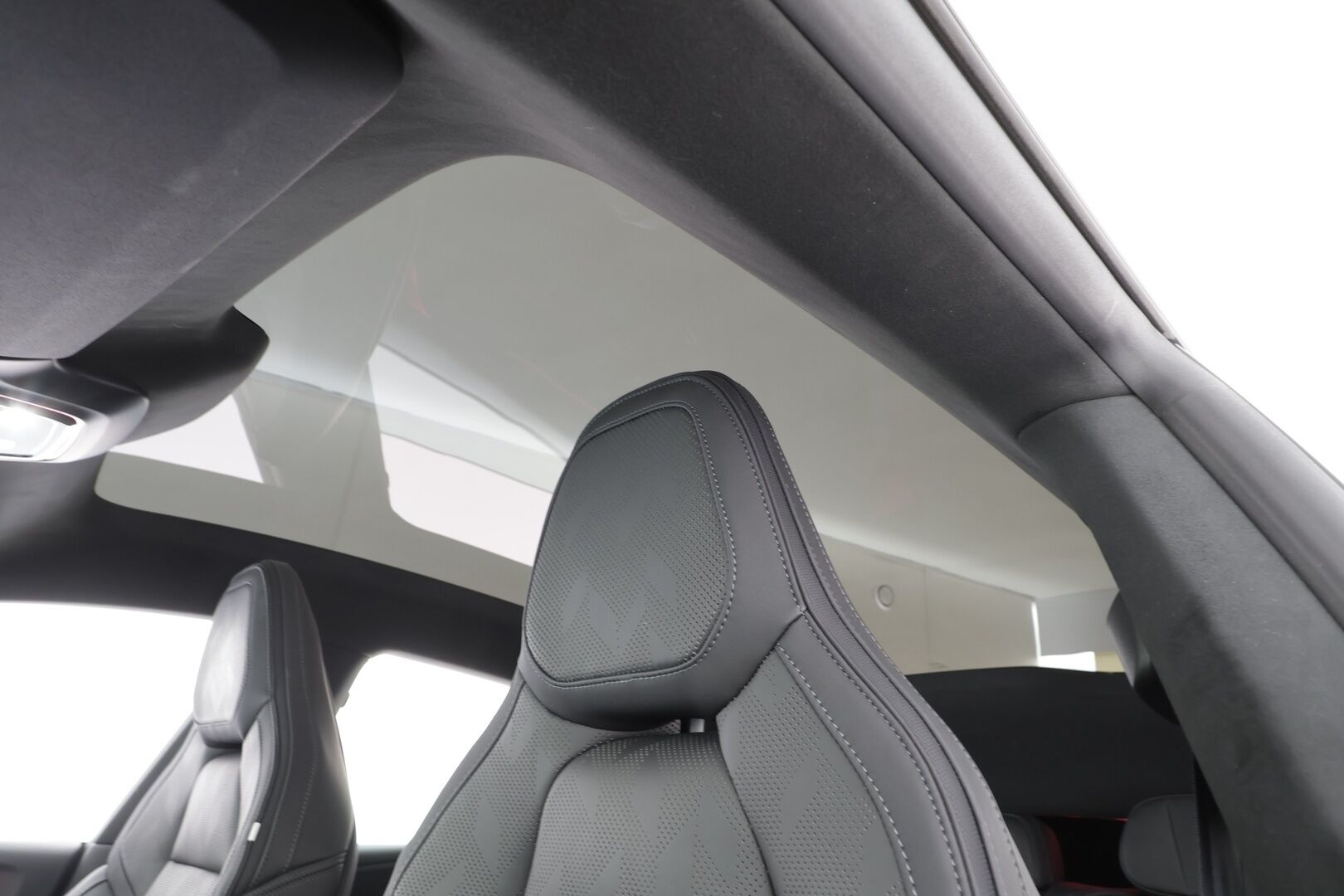 Polestar 4 2024 Long Range Dual Motor 100kwh * ACC / HUD / H&K / Lasikatto / Ilmastoidut nahat / 360° / ILP / Pixel LED / Hieronta / Keyless * - 1.Om Suomi-auto / Kahdet renkaat aluvanteilla / Merkkihuollettu - HULLUT AVAJAISHULINAT KORKOTARJOUS 3,29 %