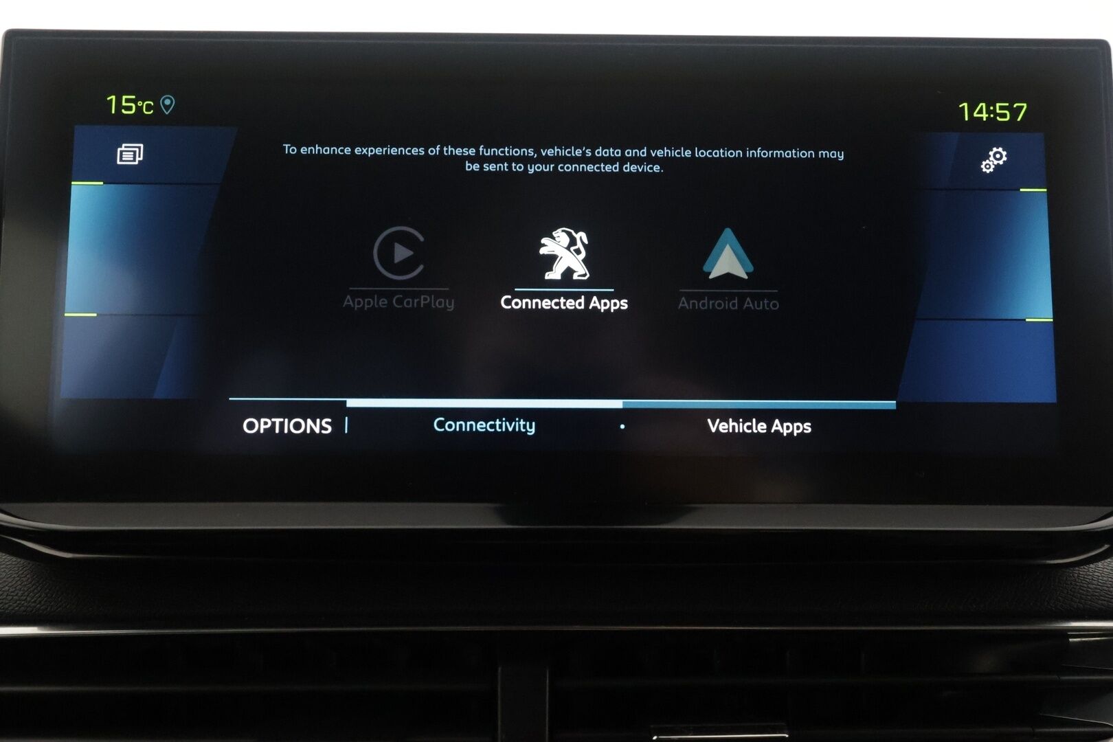 Peugeot 3008 2021 GT Hybrid4 300 EAT8-automaatti - | ACC | Koukku | Focal | Muistipenkki hieronnalla | Nahka-alcantara | Keyless | LED | P.kamera | Apple & Android | Lane Assist | BSM | 2x renkaat aluin | 