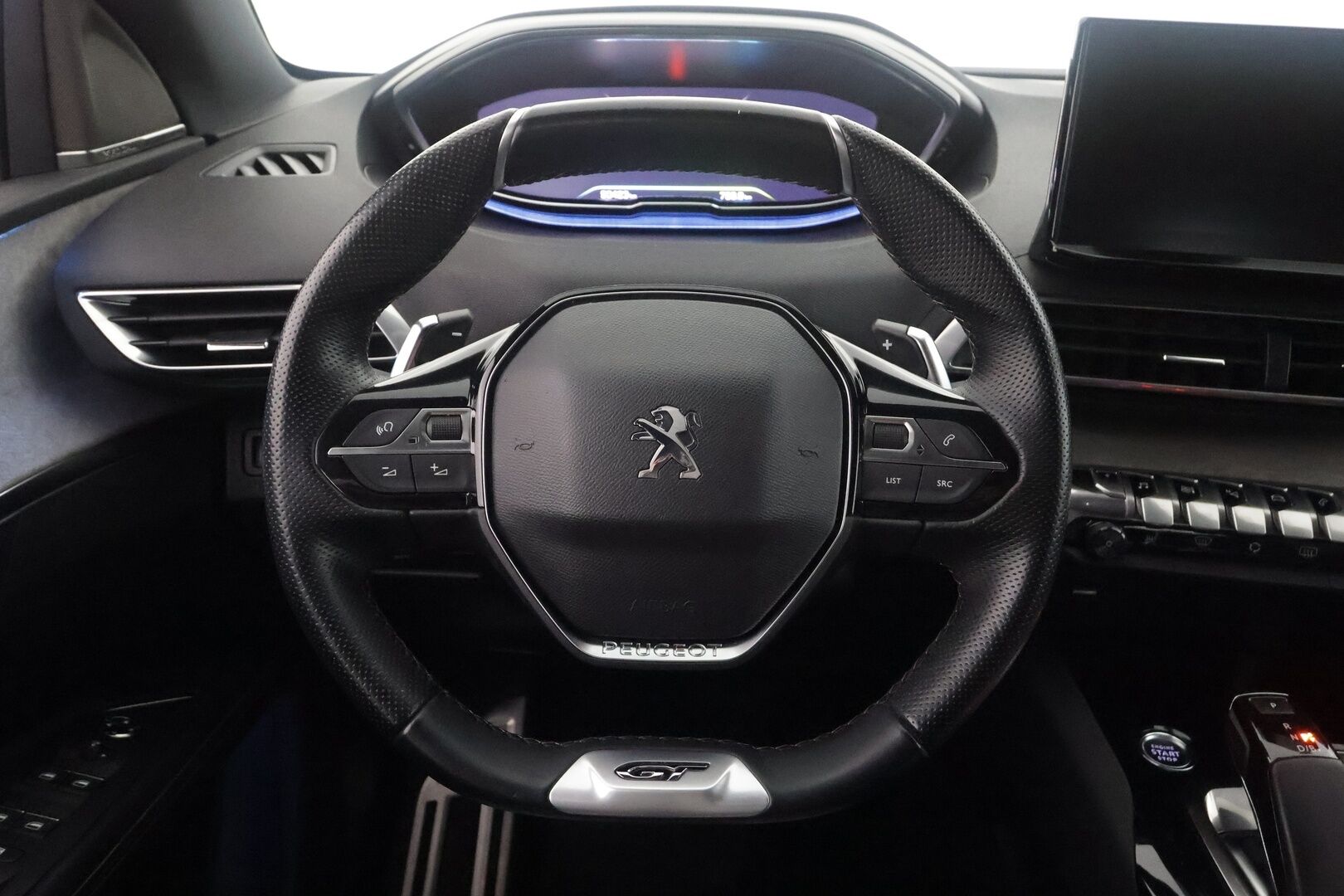 Peugeot 3008 2021 GT Hybrid4 300 EAT8-automaatti - | ACC | Koukku | Focal | Muistipenkki hieronnalla | Nahka-alcantara | Keyless | LED | P.kamera | Apple & Android | Lane Assist | BSM | 2x renkaat aluin | 