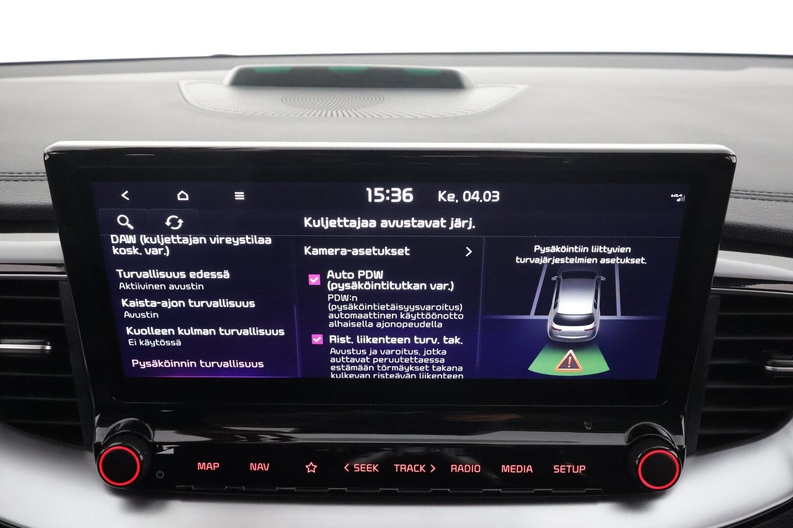 Kia Ceed 2022 1,6 GDI Plug-In Hybrid Business Premium SW DCT * ACC / P.kamera / Muistipenkki / Navi / Ilmastoidut nahat / Panorama * - Keyless / Kahdet renkaat aluvanteilla / Merkkihuollettu
