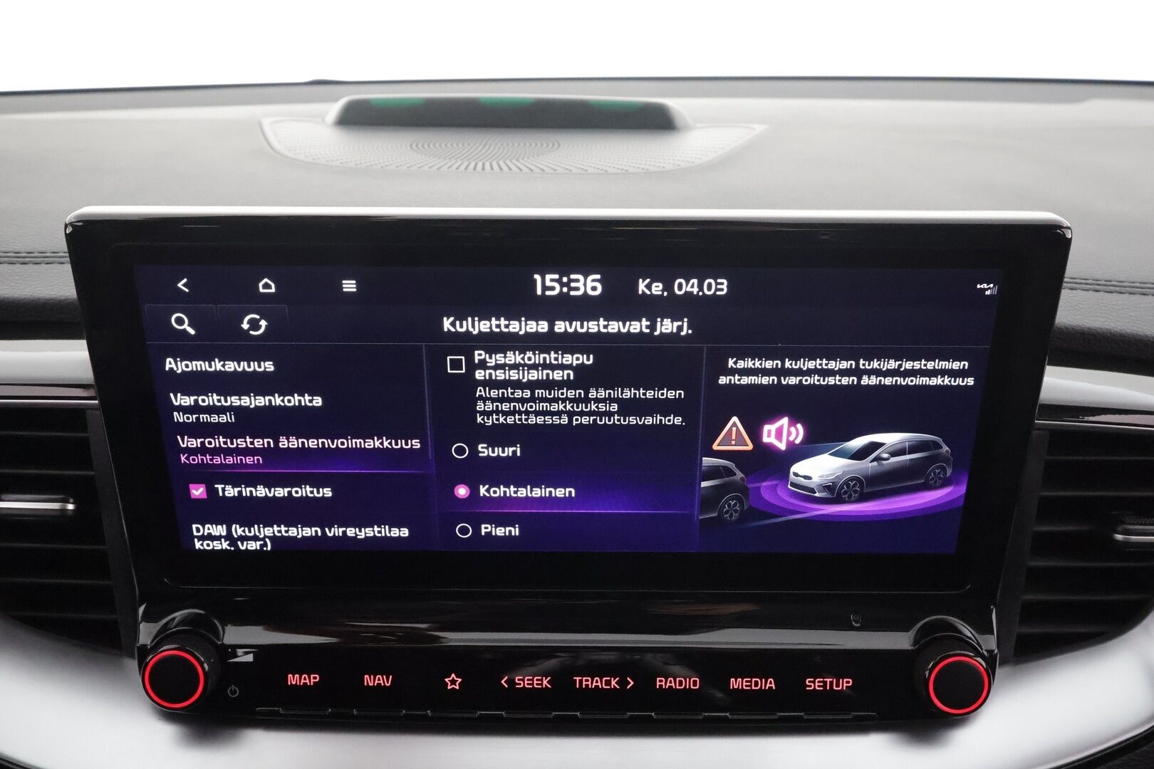 Kia Ceed 2022 1,6 GDI Plug-In Hybrid Business Premium SW DCT * ACC / P.kamera / Muistipenkki / Navi / Ilmastoidut nahat / Panorama * - Keyless / Kahdet renkaat aluvanteilla / Merkkihuollettu