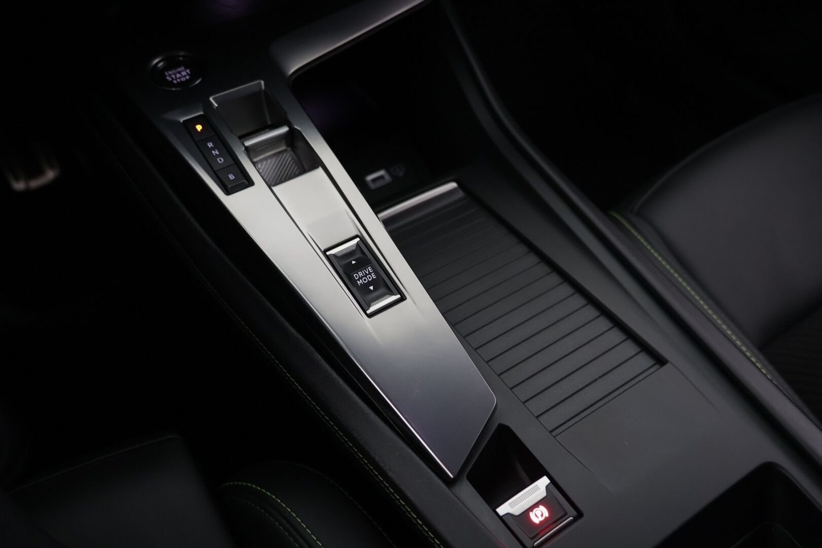 PEUGEOT 408 2023 GT Hybrid 225 EAT8-aut - | Adapt. Vakkari | Muistipenkki hieronnalla | Focal äänet | 360° Kamera | KeylessGo |