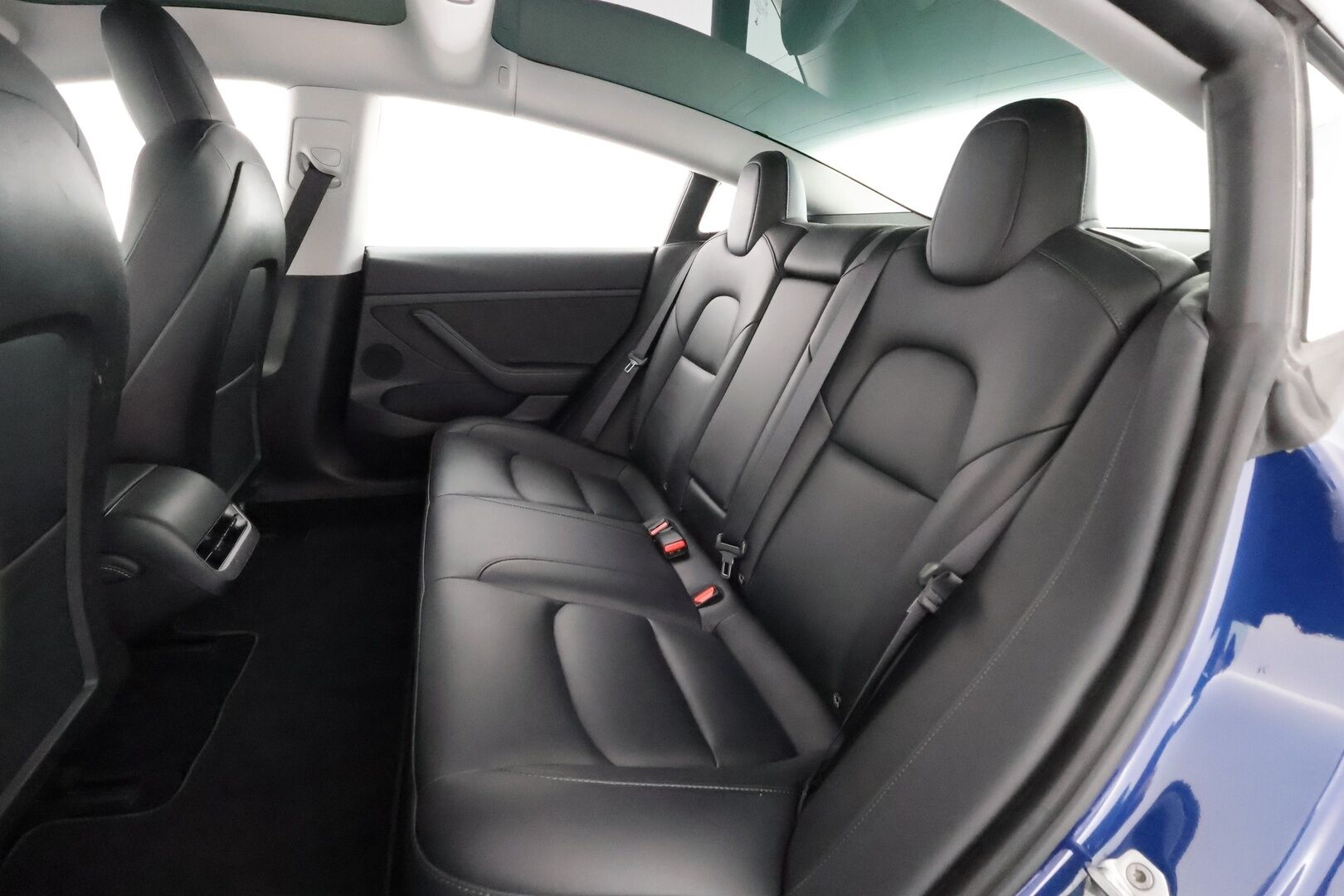 Tesla Model 3 2023 Standard Range Plus - | ACC | ILP | EAP | Matrix-LED | Ryzen | Lasikatto | Nahkaverhoilu | Muistipenkki | P.kamera | Lämm. ratti | Lämm. takapenkit | 2x renkaat aluin |