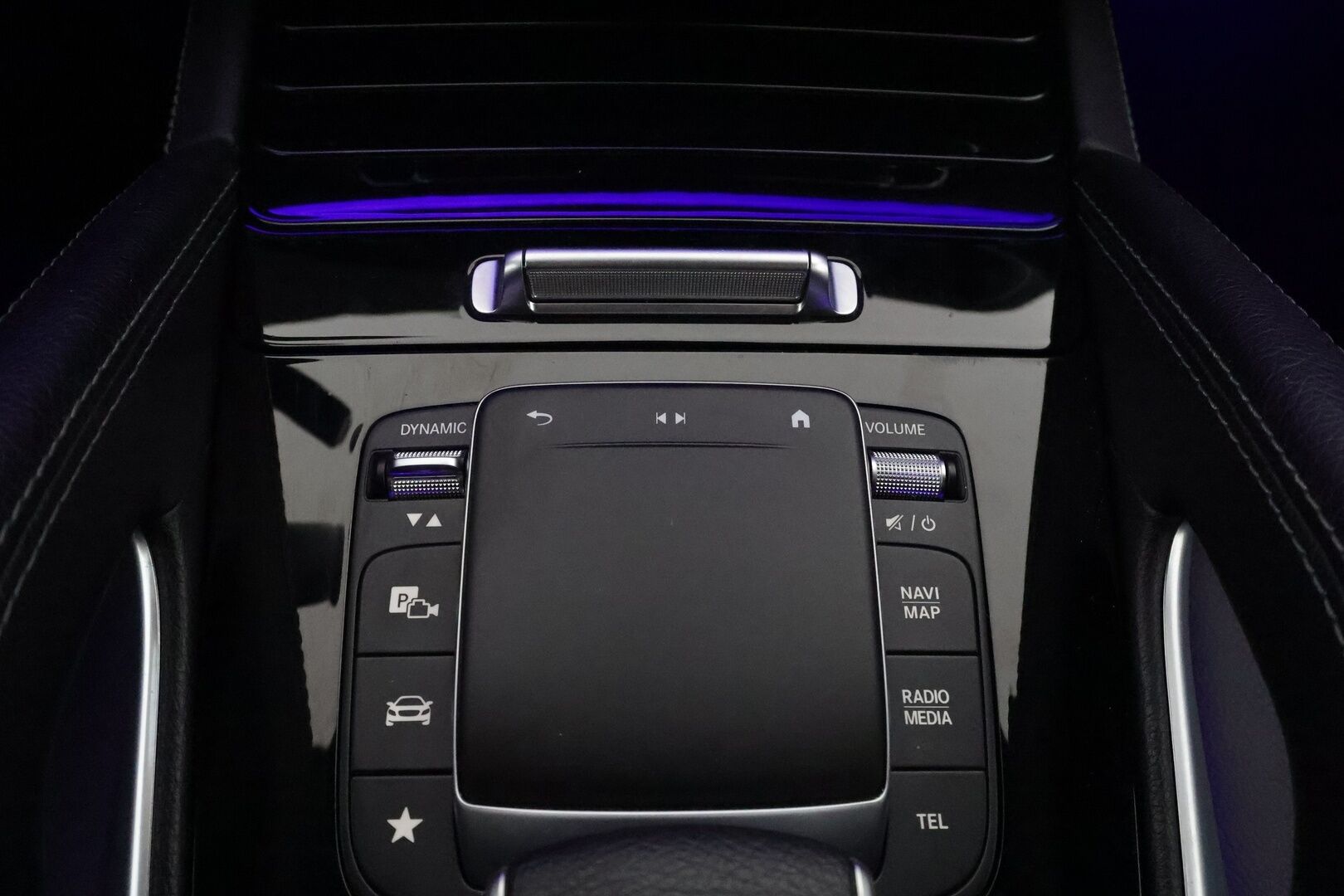 MERCEDES-BENZ GLE 2022 GLE 350 e 4MATIC EQ Power / Distronic+ / 360° Kamera / Nahka-alcantara Sähköpenkit / Esilämmitys / Apple&Android - AMG-sisäpaketti / 2x aluvanteet / Huippusiisti