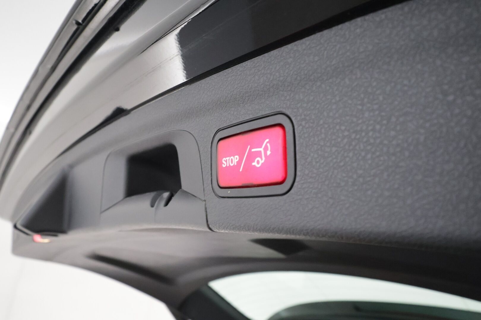 MERCEDES-BENZ GLE 2022 GLE 350 e 4MATIC EQ Power / Distronic+ / 360° Kamera / Nahka-alcantara Sähköpenkit / Esilämmitys / Apple&Android - AMG-sisäpaketti / 2x aluvanteet / Huippusiisti