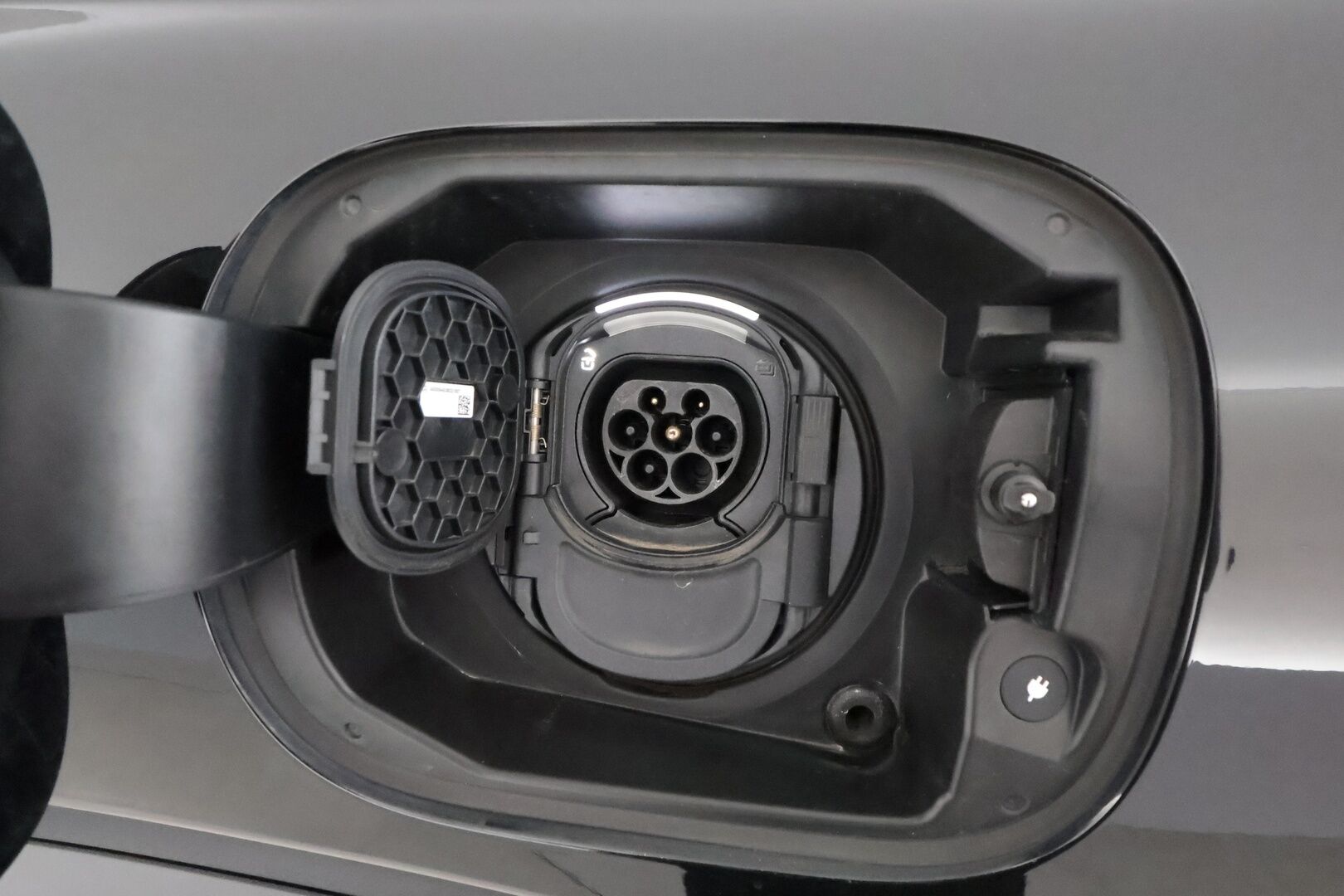 MERCEDES-BENZ GLE 2022 GLE 350 e 4MATIC EQ Power / Distronic+ / 360° Kamera / Nahka-alcantara Sähköpenkit / Esilämmitys / Apple&Android - AMG-sisäpaketti / 2x aluvanteet / Huippusiisti