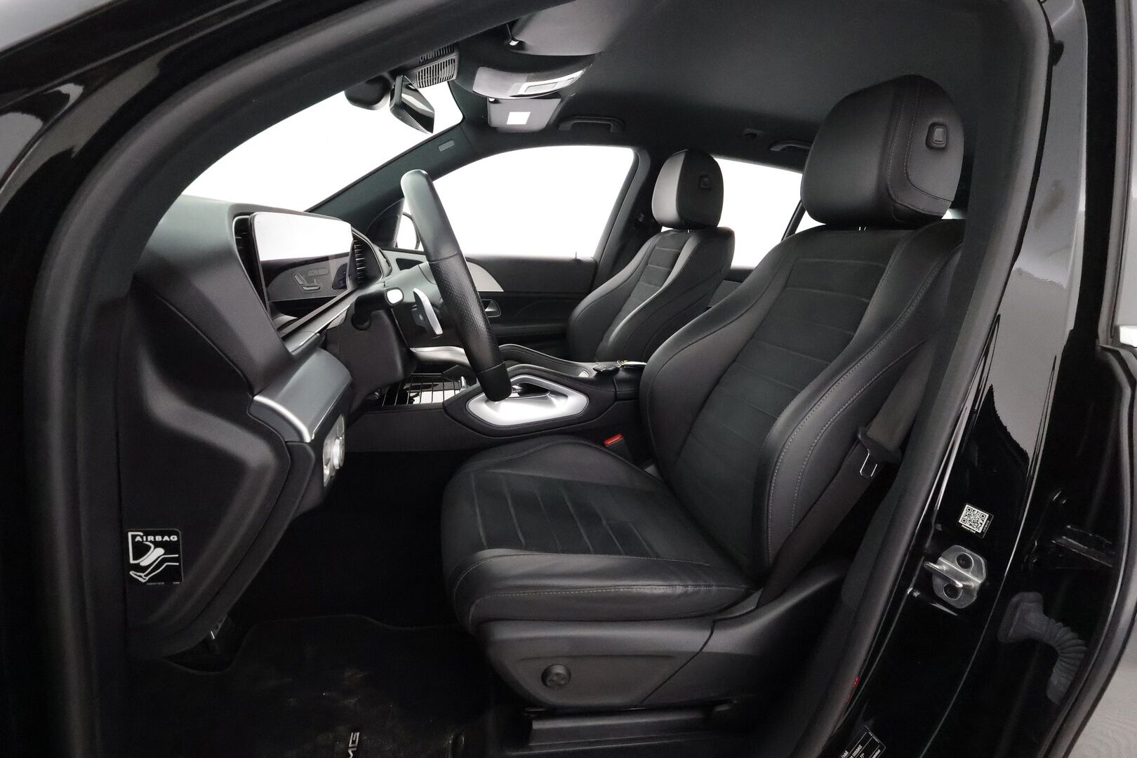 MERCEDES-BENZ GLE 2022 GLE 350 e 4MATIC EQ Power / Distronic+ / 360° Kamera / Nahka-alcantara Sähköpenkit / Esilämmitys / Apple&Android - AMG-sisäpaketti / 2x aluvanteet / Huippusiisti