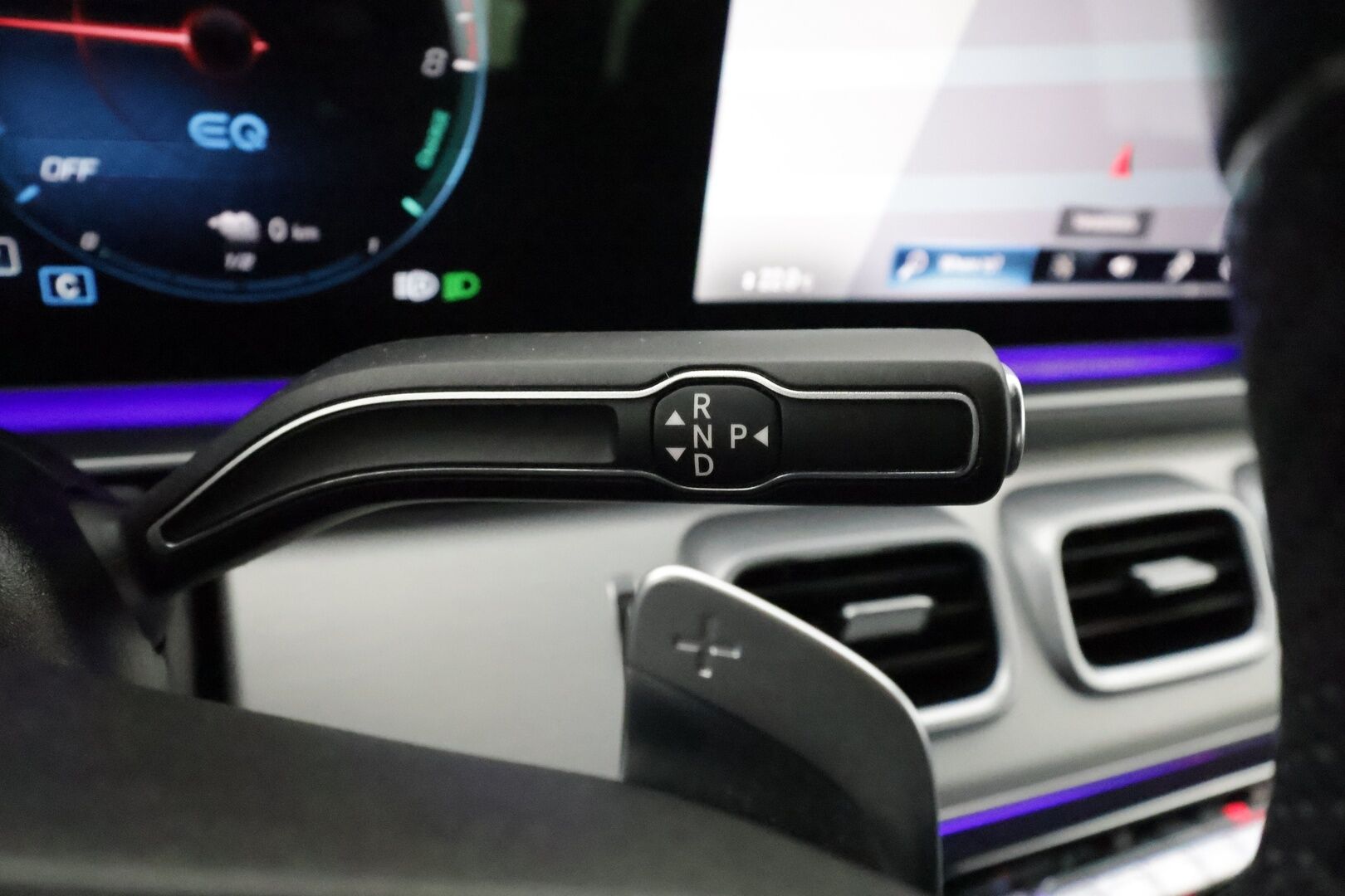 MERCEDES-BENZ GLE 2022 GLE 350 e 4MATIC EQ Power / Distronic+ / 360° Kamera / Nahka-alcantara Sähköpenkit / Esilämmitys / Apple&Android - AMG-sisäpaketti / 2x aluvanteet / Huippusiisti