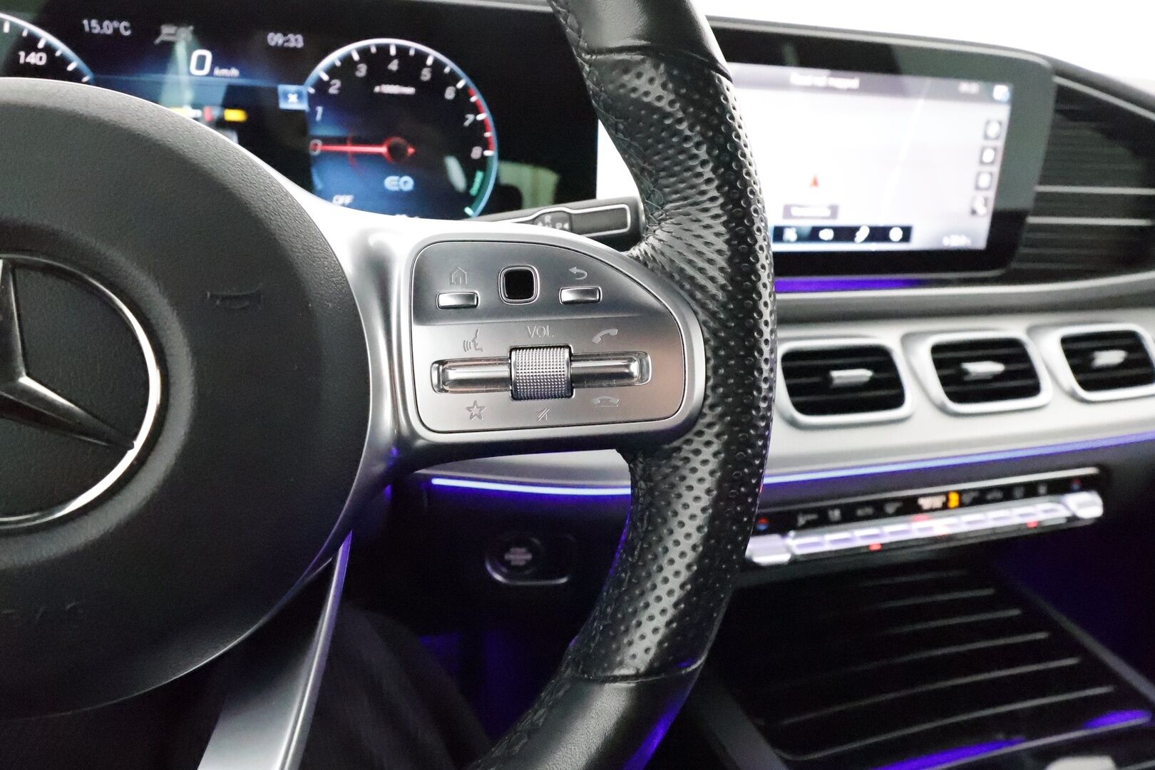 MERCEDES-BENZ GLE 2022 GLE 350 e 4MATIC EQ Power / Distronic+ / 360° Kamera / Nahka-alcantara Sähköpenkit / Esilämmitys / Apple&Android - AMG-sisäpaketti / 2x aluvanteet / Huippusiisti