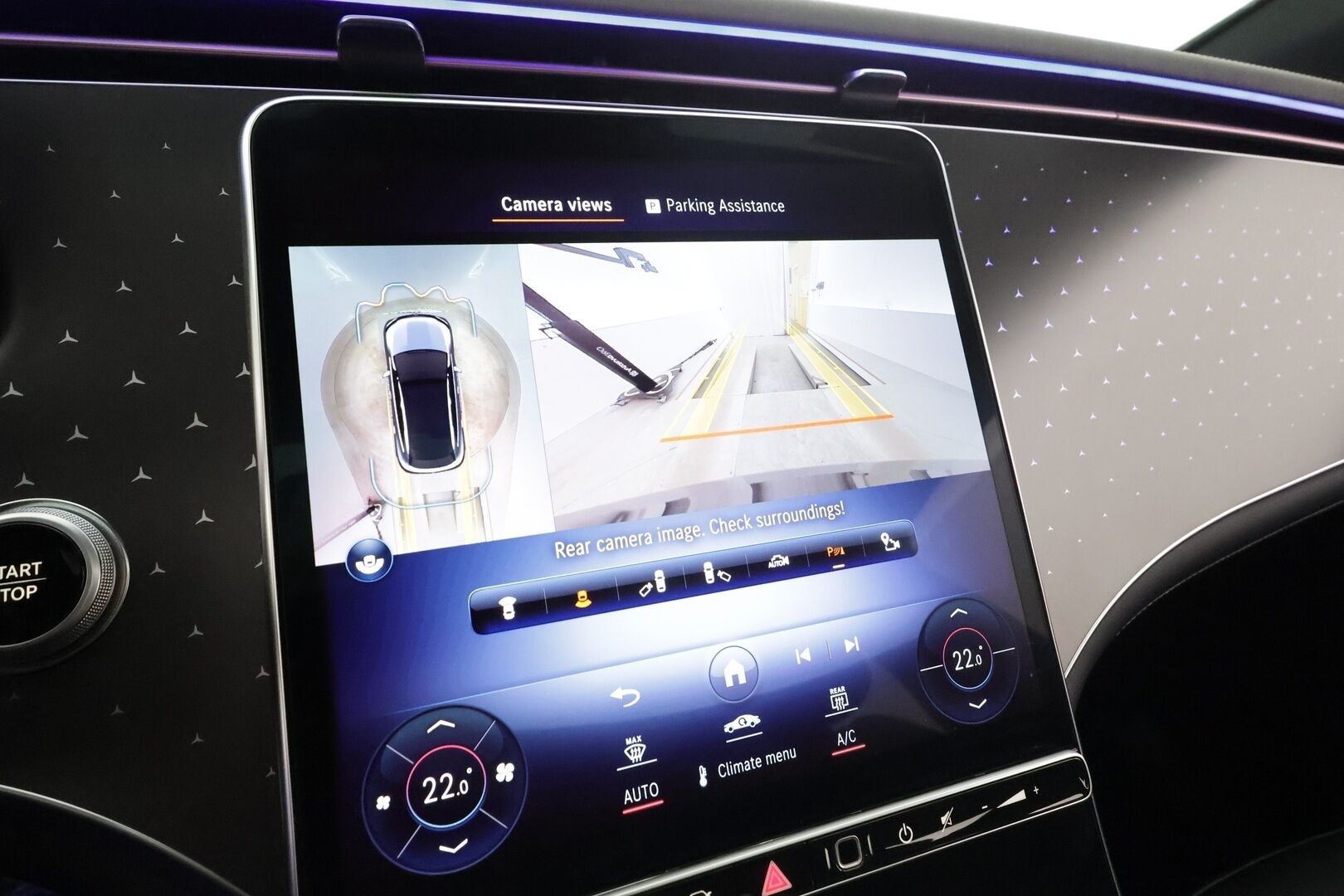 MERCEDES-BENZ EQE SUV 2024 350 4MATIC SUV * Adapt.Vakkari / Burmester / Muistipenkit / Digital Led-ajovalot / Peruutuskamera 360 / Panoraama * - 2x GoodYear Renkaat Ja Vanteet - HULLUT AVAJAISHULINAT KORKOTARJOUS 3,29 %