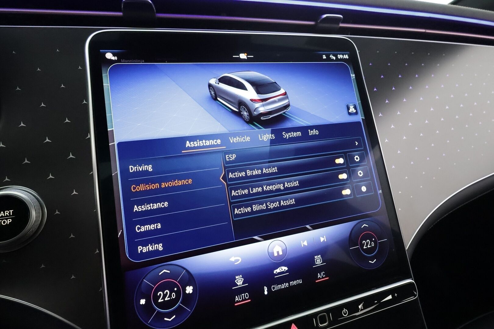 MERCEDES-BENZ EQE SUV 2024 350 4MATIC SUV * Adapt.Vakkari / Burmester / Muistipenkit / Digital Led-ajovalot / Peruutuskamera 360 / Panoraama * - 2x GoodYear Renkaat Ja Vanteet - HULLUT AVAJAISHULINAT KORKOTARJOUS 3,29 %