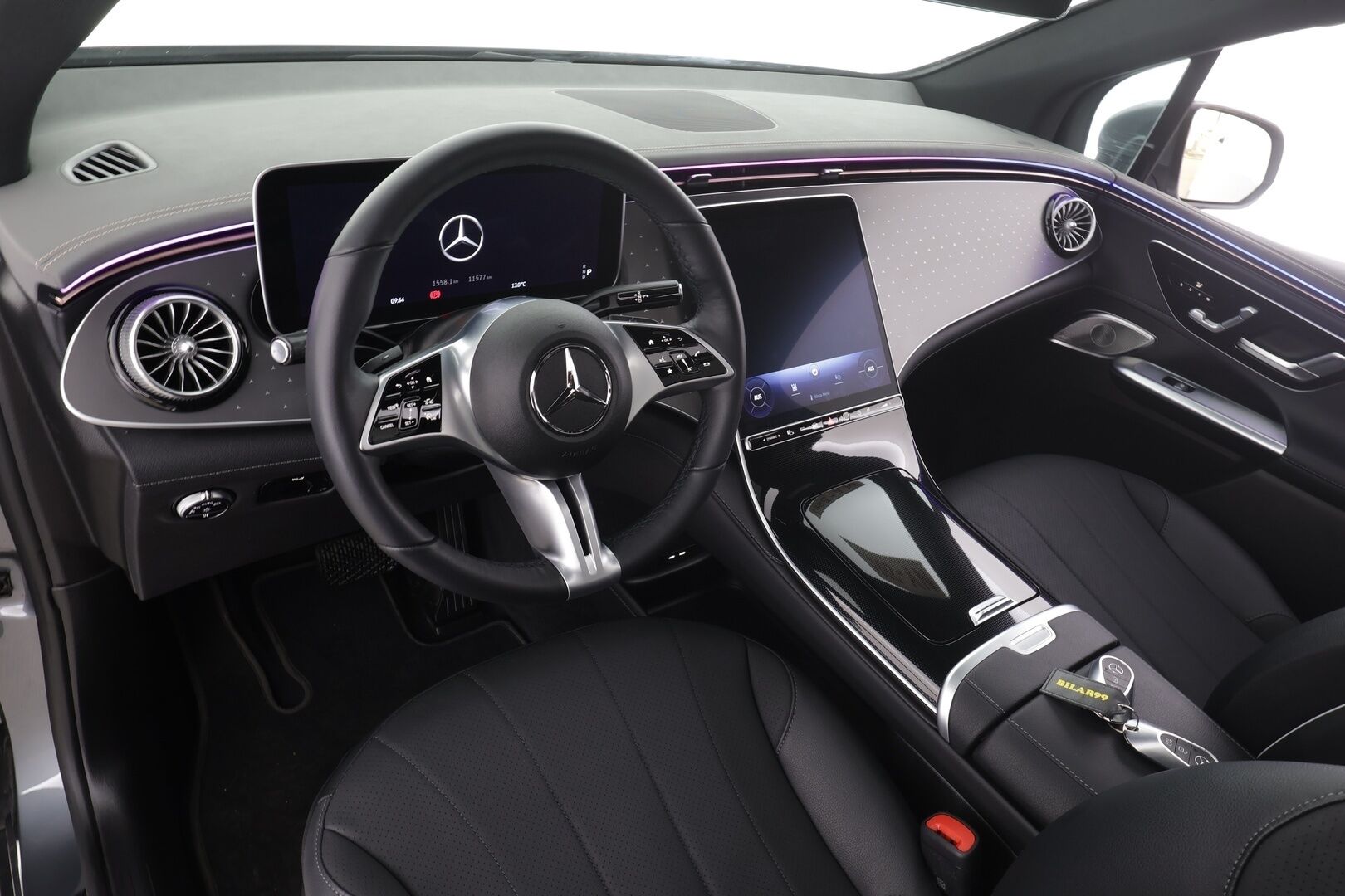 MERCEDES-BENZ EQE SUV 2024 350 4MATIC SUV * Adapt.Vakkari / Burmester / Muistipenkit / Digital Led-ajovalot / Peruutuskamera 360 / Panoraama * - 2x GoodYear Renkaat Ja Vanteet - HULLUT AVAJAISHULINAT KORKOTARJOUS 3,29 %