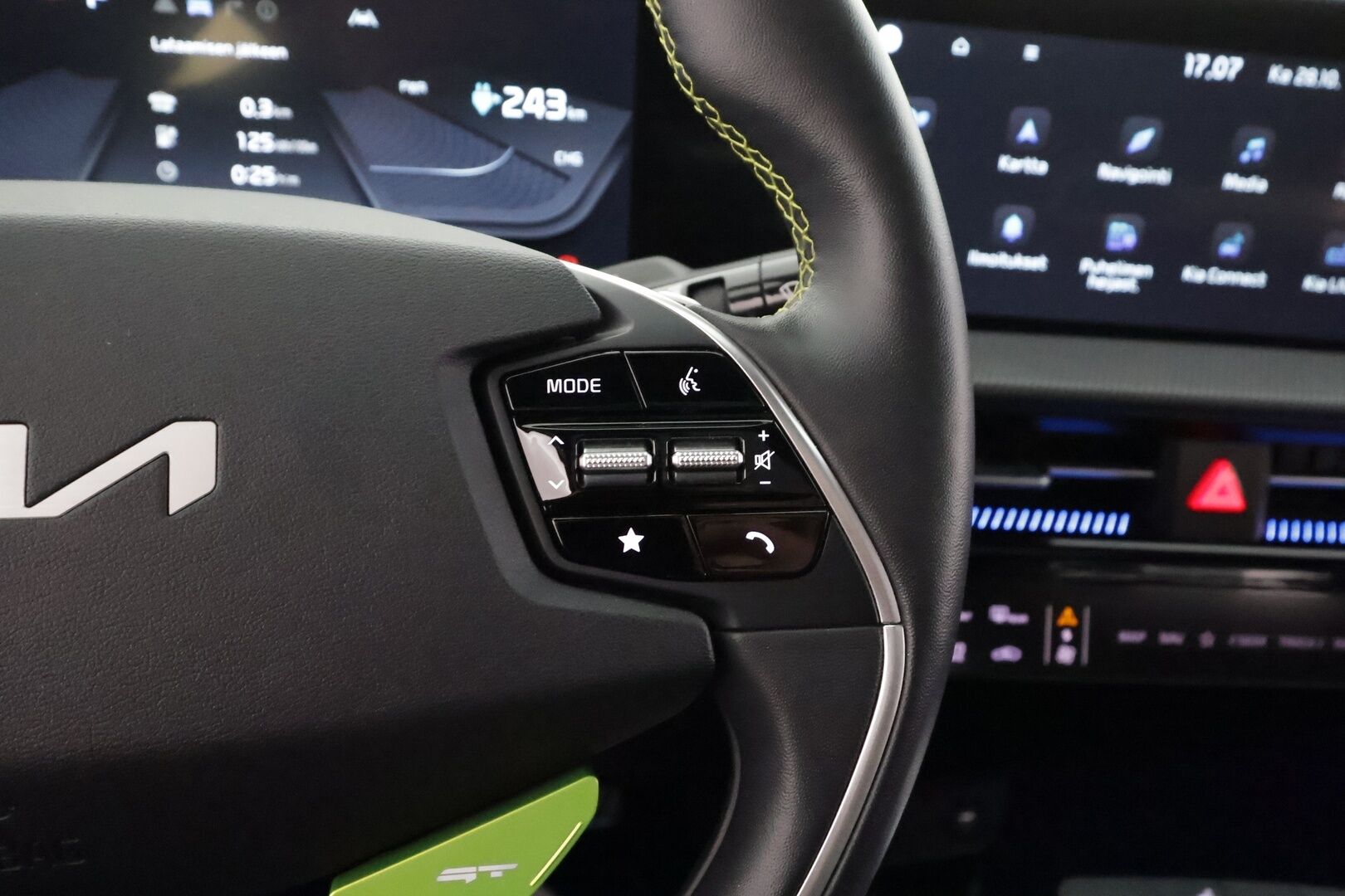 KIA EV6 2023 GT AWD 77 kWh 585 hv - | ACC | ILP | Koukku | Meridian | Kattoluukku | HUD | 360° | HDA | BSM | CTA | Ambient light | Lämm. ratti | IFS-LED | 2x alut | Merkkihuollot | - KORKO VAIN 3,99 %