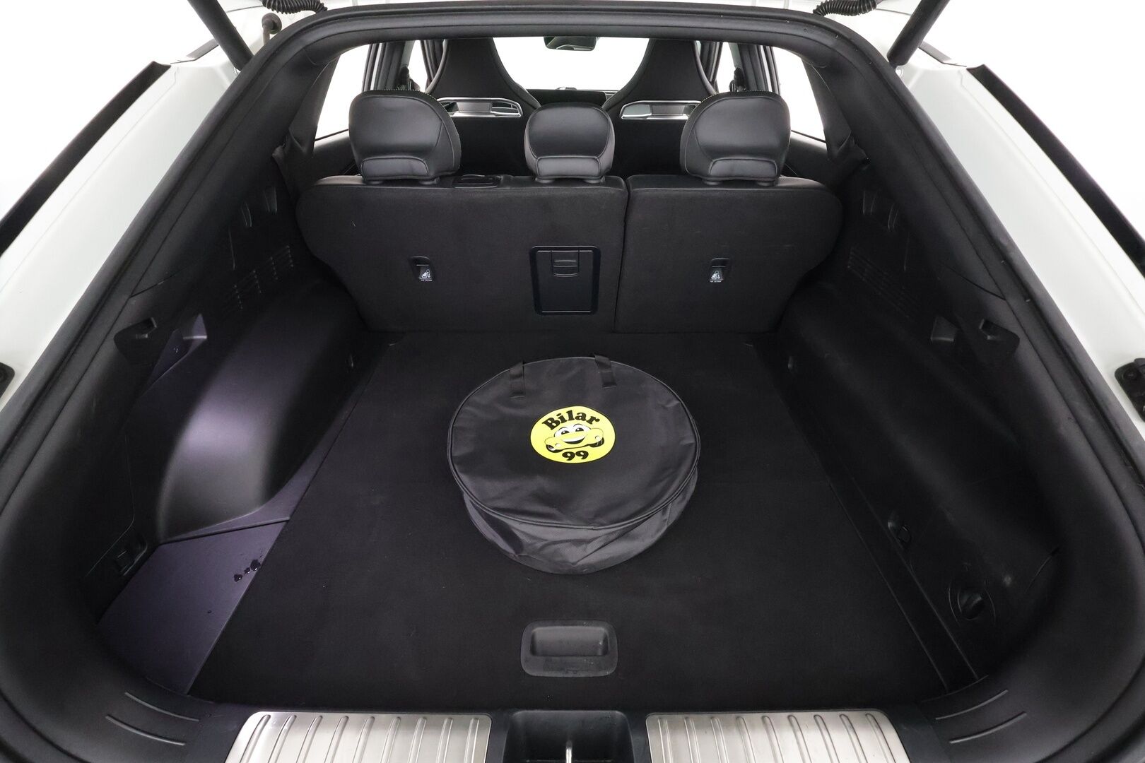 KIA EV6 2023 GT AWD 77 kWh 585 hv - | ACC | ILP | Koukku | Meridian | Kattoluukku | HUD | 360° | HDA | BSM | CTA | Ambient light | Lämm. ratti | IFS-LED | 2x alut | Merkkihuollot | - KORKO VAIN 3,99 %