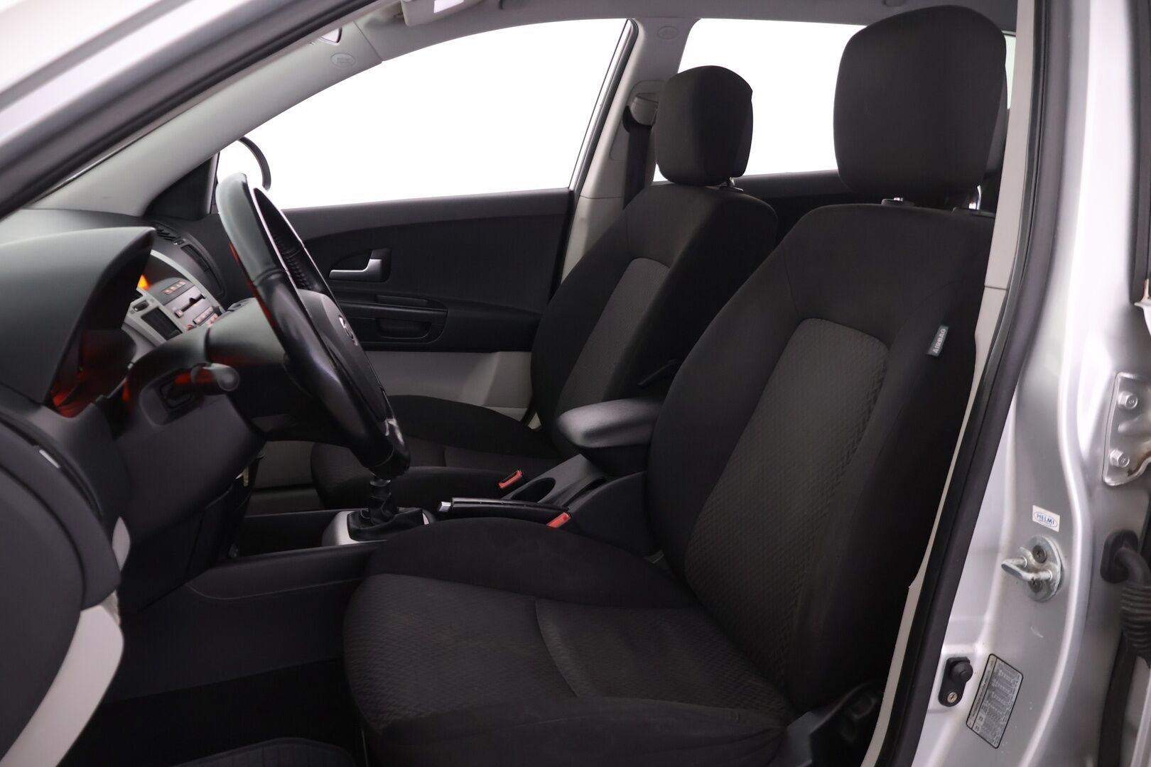 Kia cee'd 2008 1,6 CRDi EX SW *YritysOutlet - Myydään vain yrityksille - Lohkolämmitin sisäpistokkeella / kahdet renkaat / Suomi-auto / Vähän ajettu / Koukku / 12/25 katsastettu